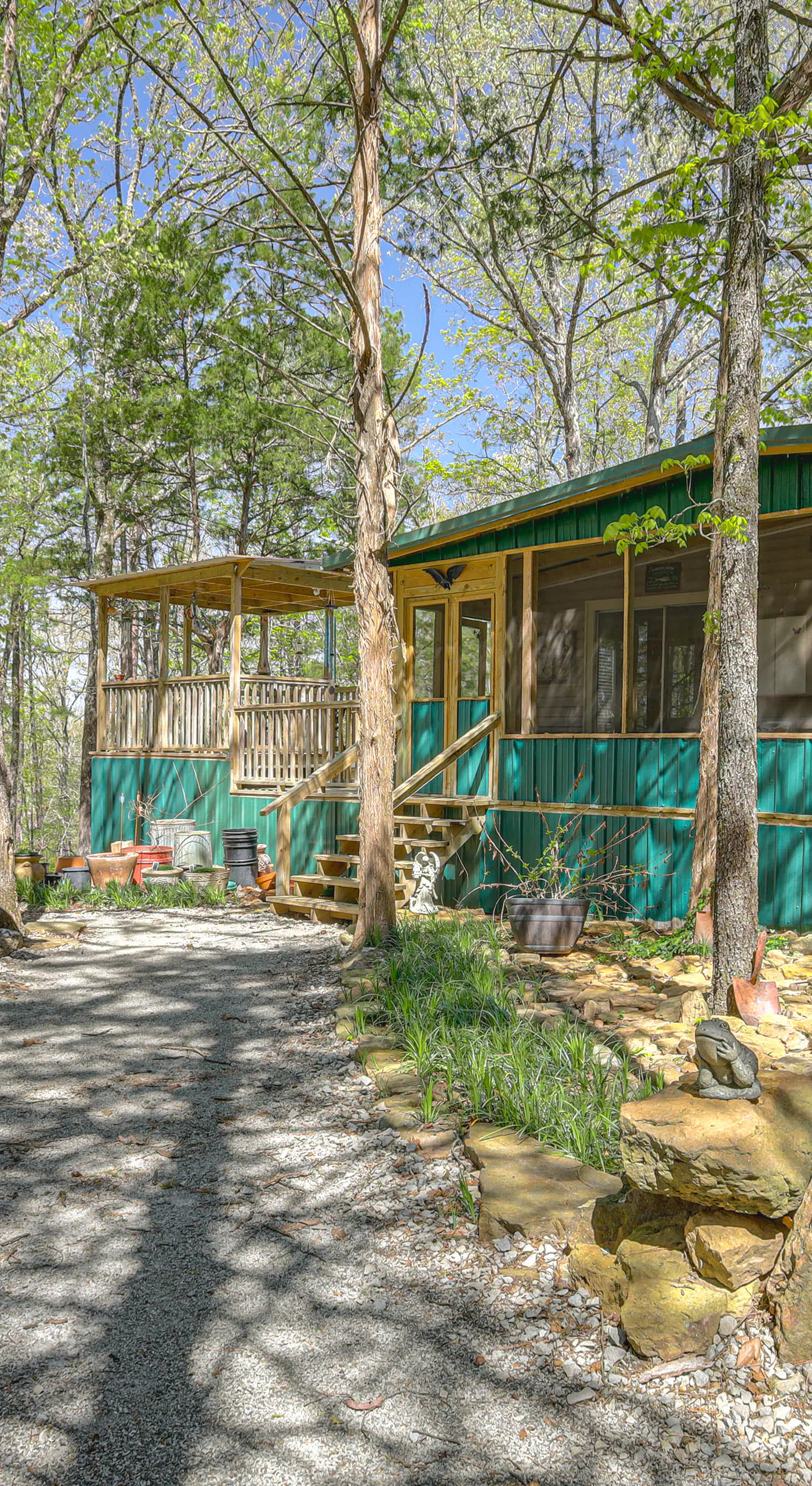 2 Mi to Cherokee Landing! Secluded Forest Escape