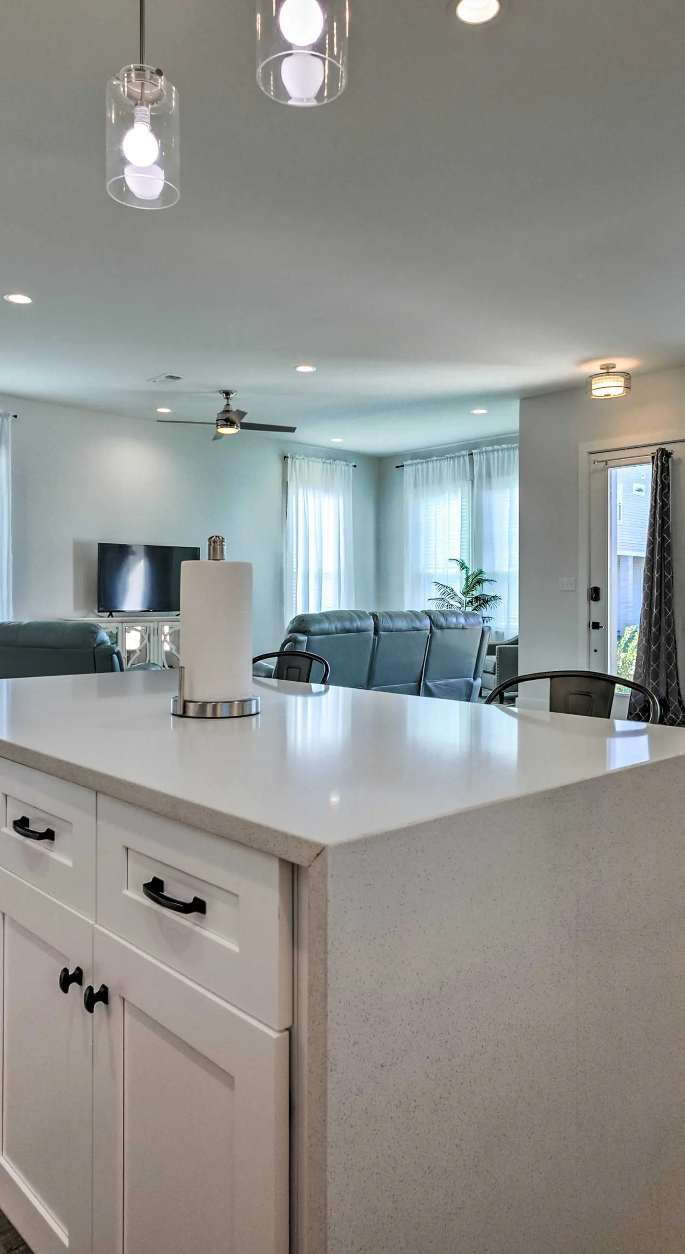Spacious Gulfport Home - Walk to Beach!