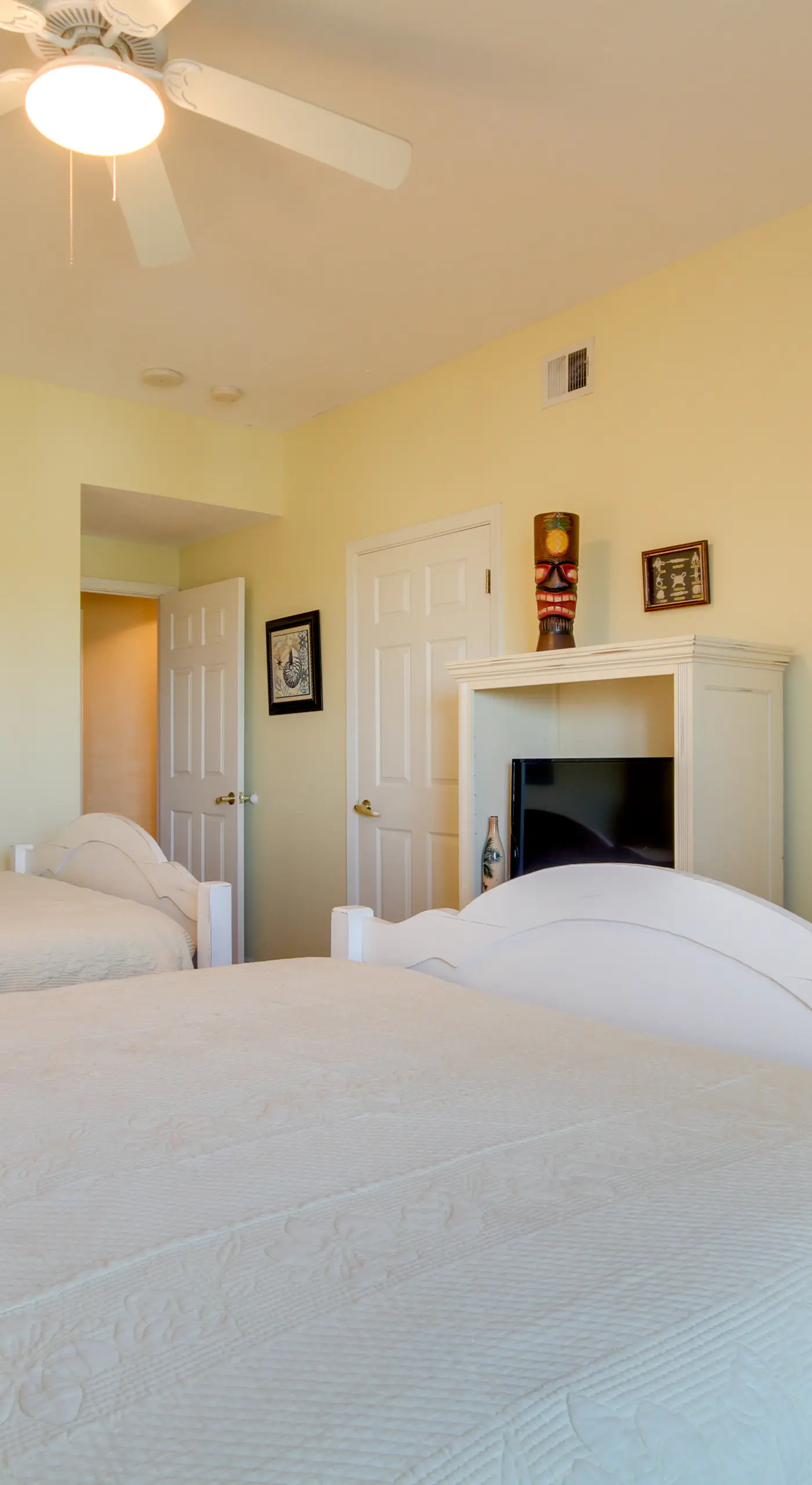 Gulfport Condo with Views: Walk to Beach