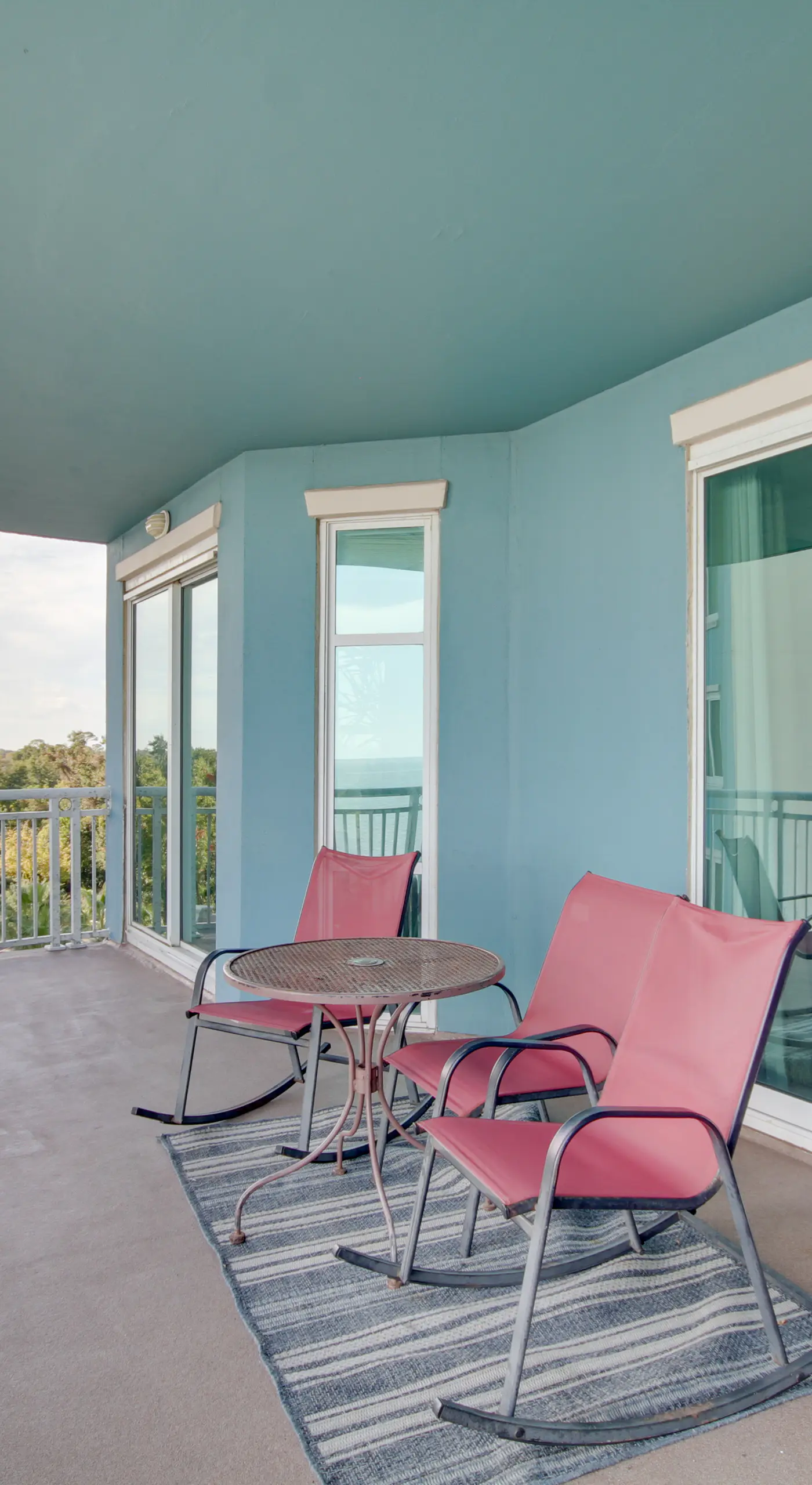 Gulfport Condo with Views: Walk to Beach