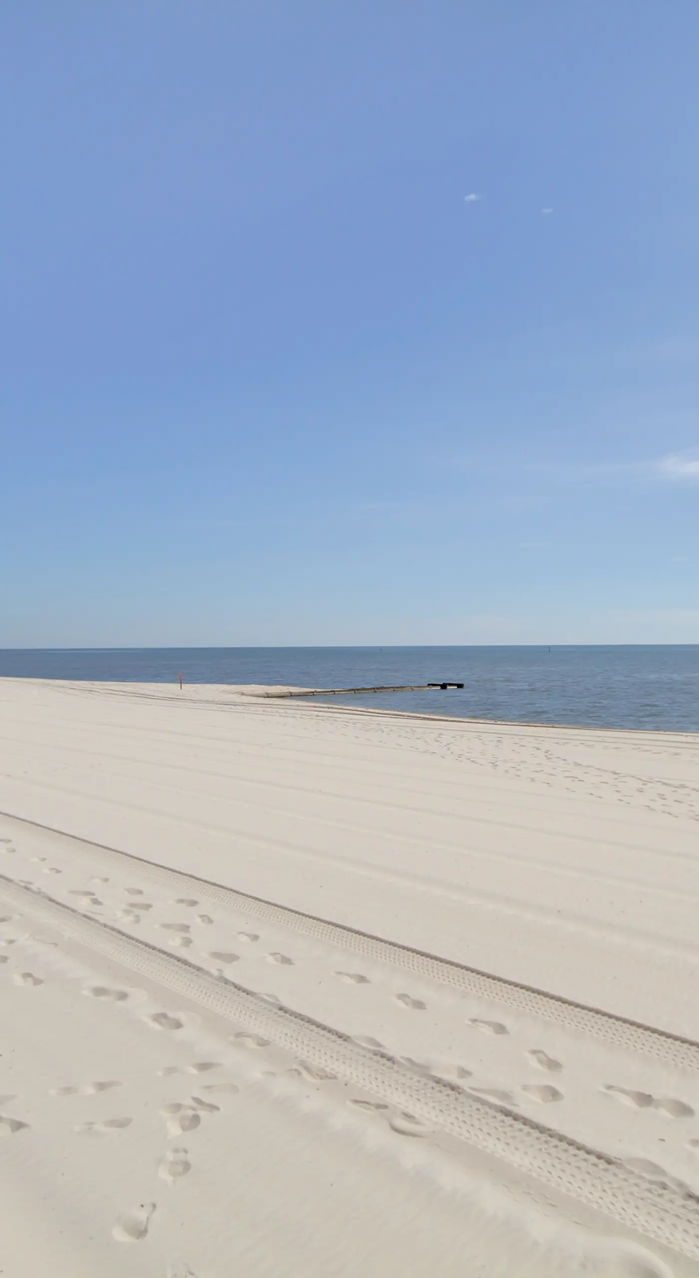 Gulfport Condo with Views: Walk to Beach