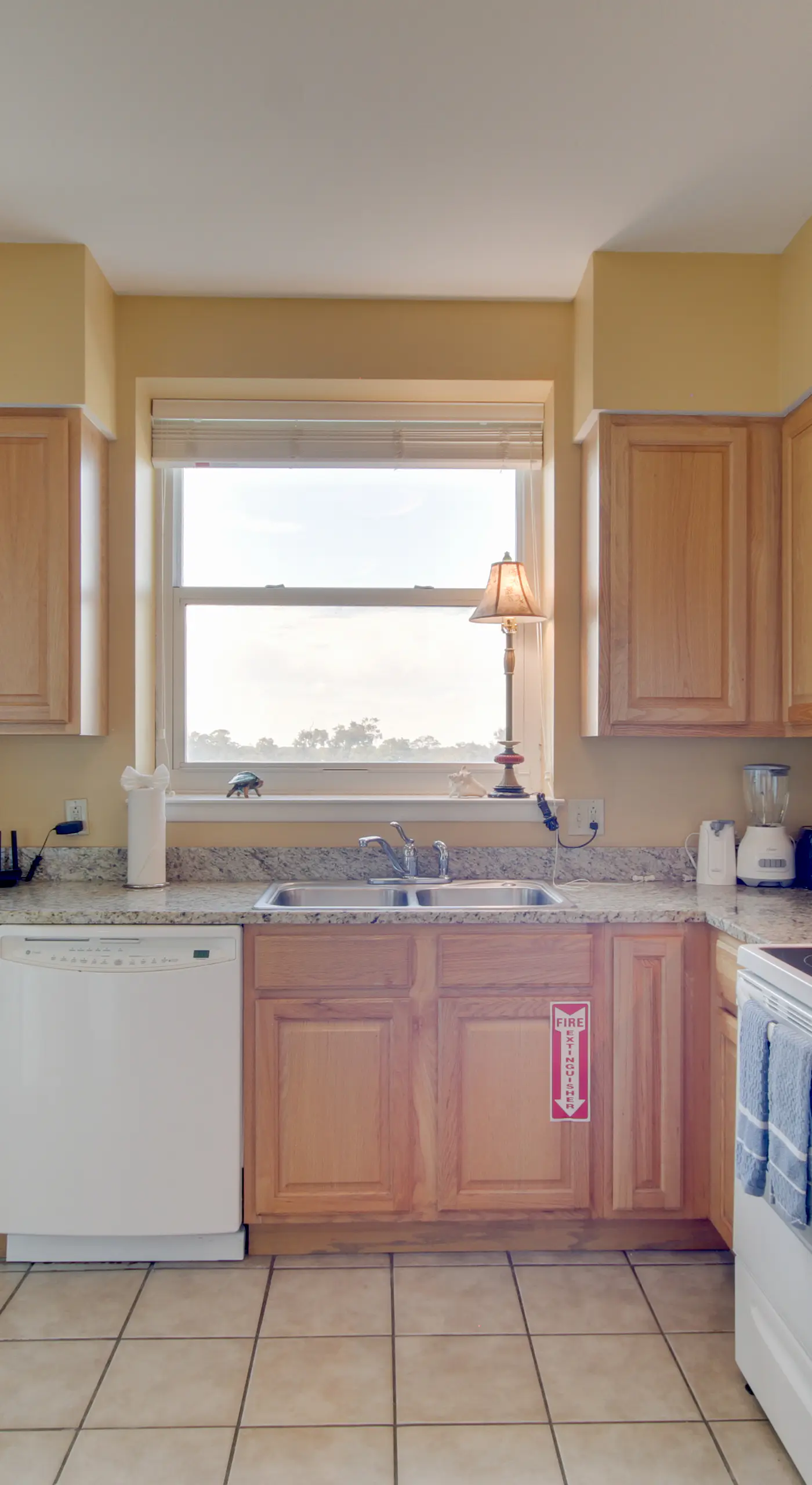 Gulfport Condo with Views: Walk to Beach