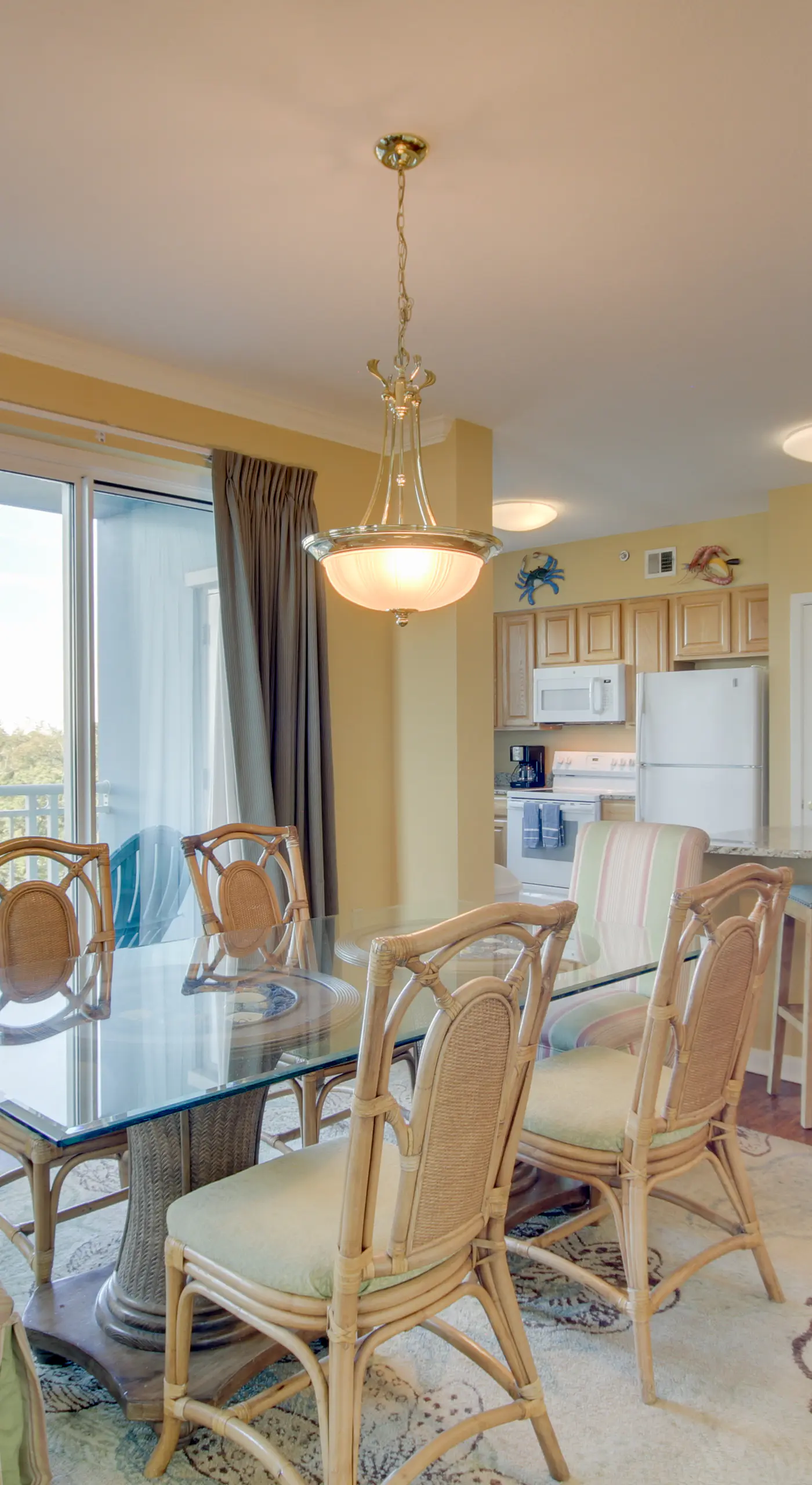 Gulfport Condo with Views: Walk to Beach
