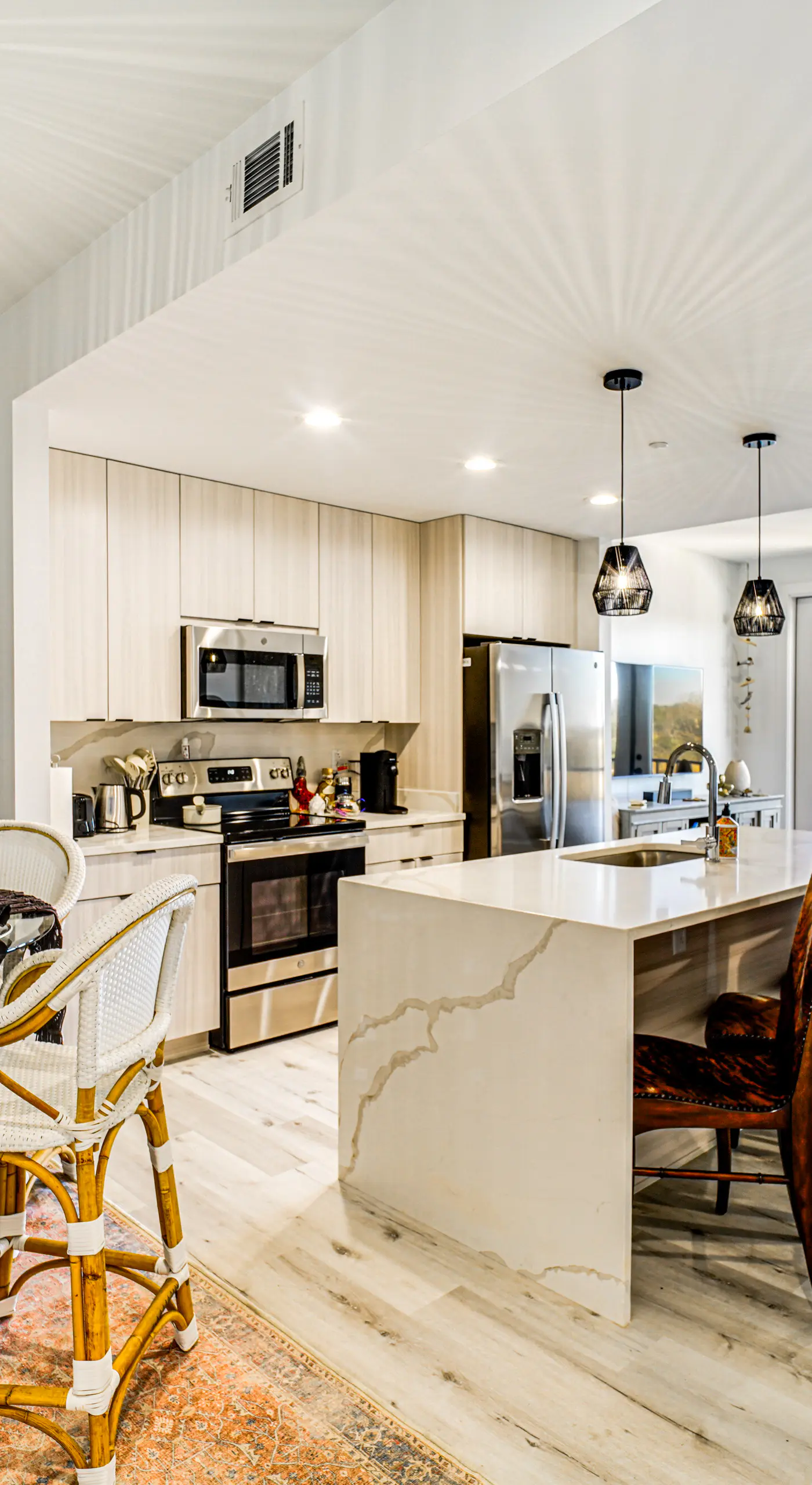 3 Mi to Gulfport Beaches: Waterfront 'Casa Pesce'