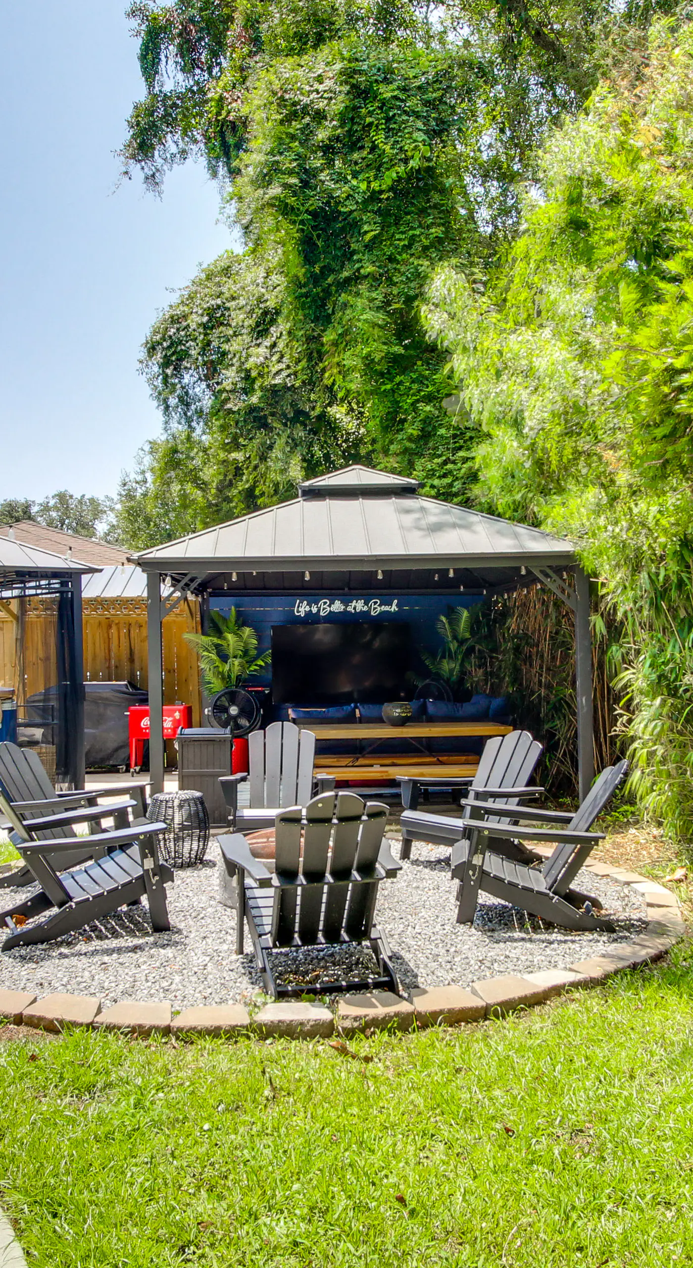 Hot Tub & Private Backyard! Gulfport Group Getaway