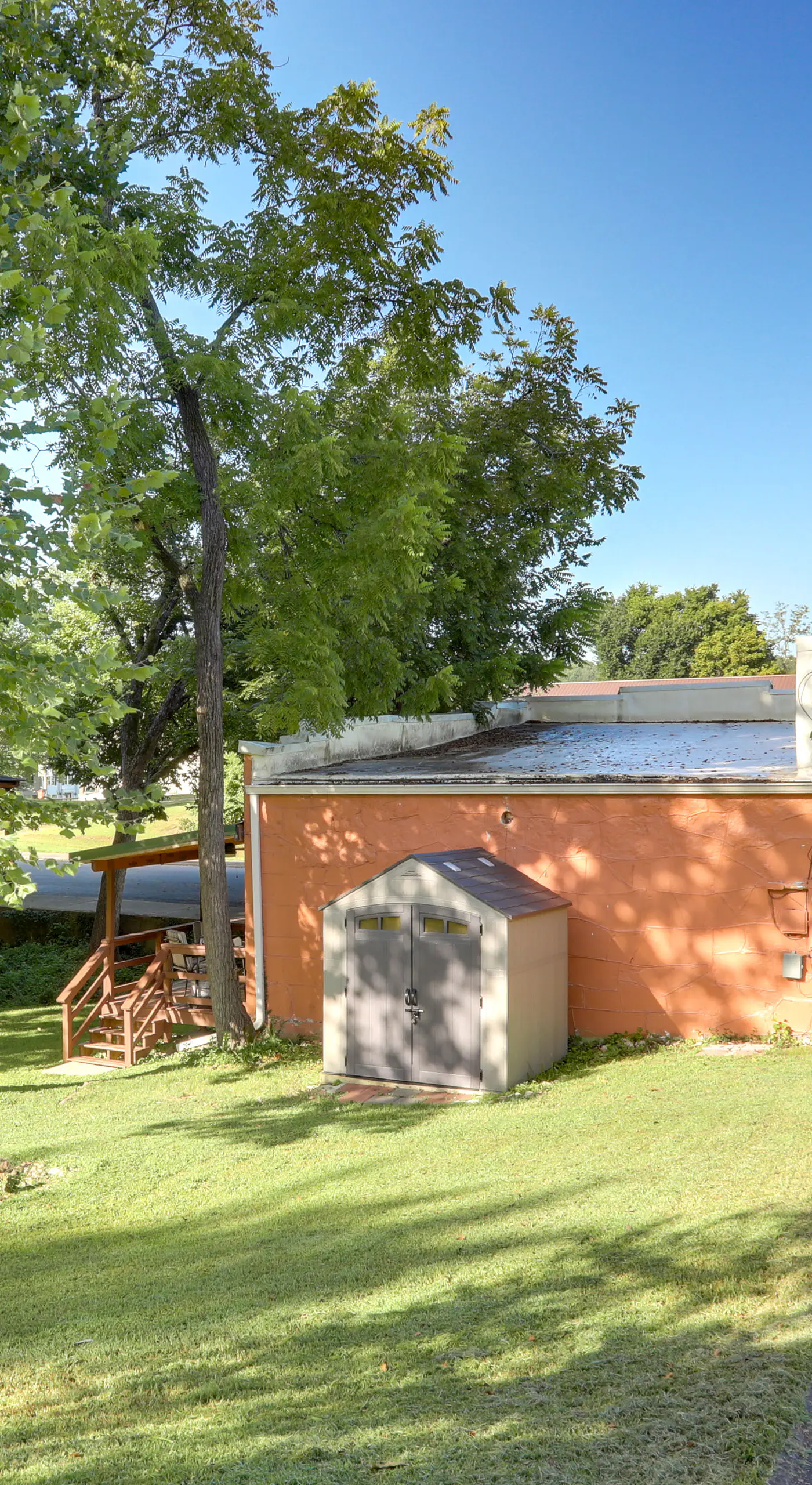 Walk to White River: Cozy Studio, Driftys Hideaway