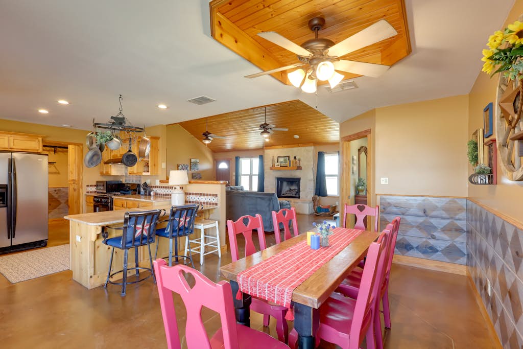 Private Hot Tub & Pickleball Court: Baird Home! | 3 Bed Baird, TX
