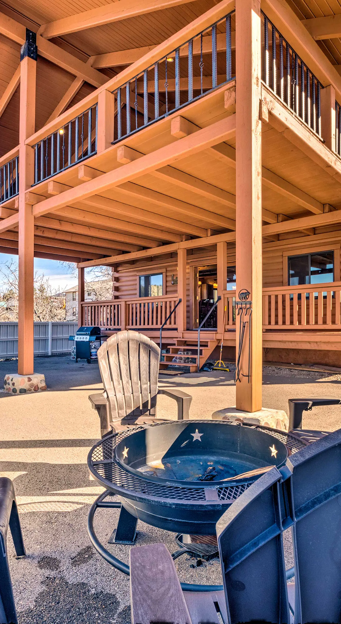 Pet-Friendly Cloudcroft Cabin: Walk to Shop, Food