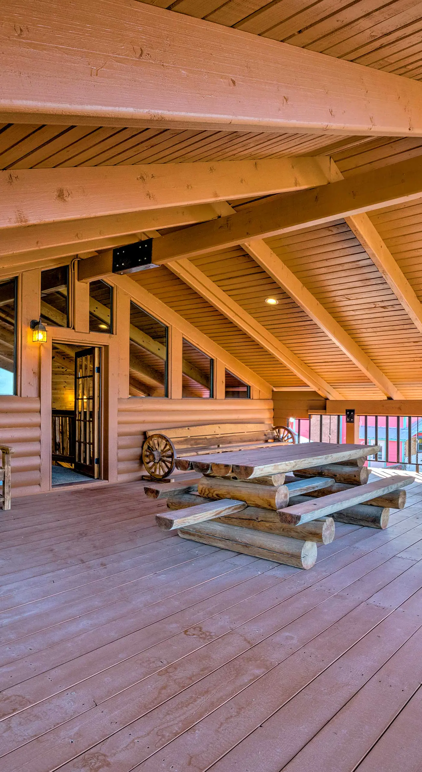 Pet-Friendly Cloudcroft Cabin: Walk to Shop, Food