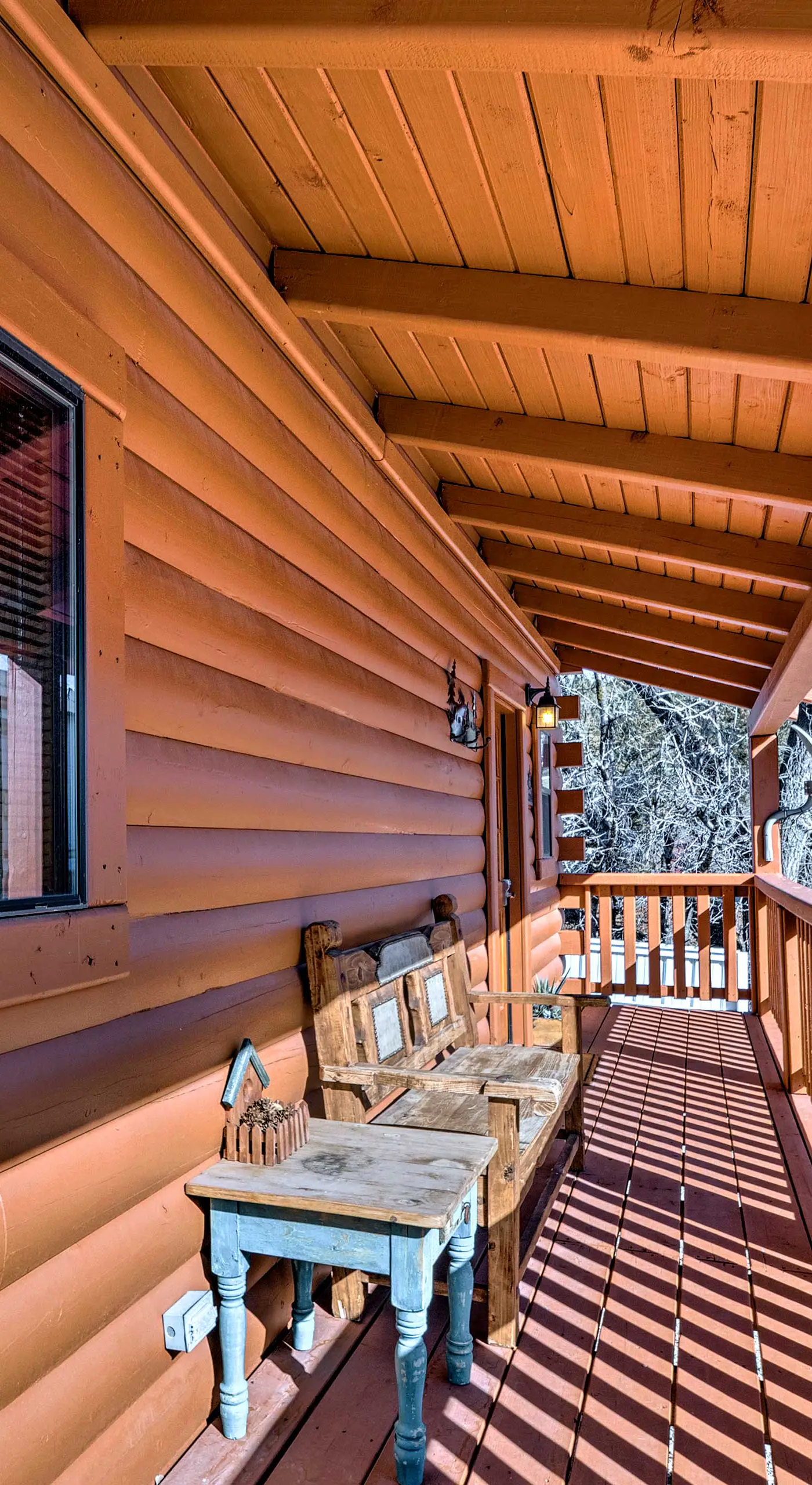 Pet-Friendly Cloudcroft Cabin: Walk to Shop, Food