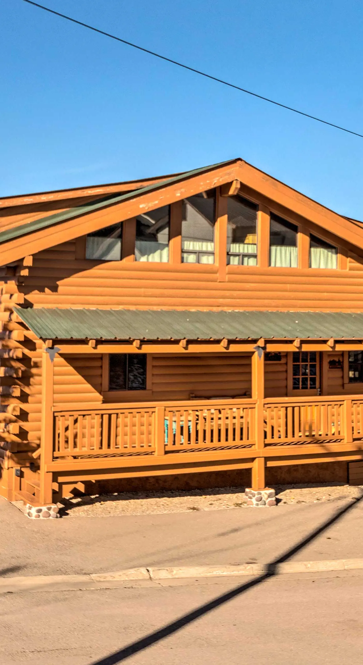 Pet-Friendly Cloudcroft Cabin: Walk to Shop, Food