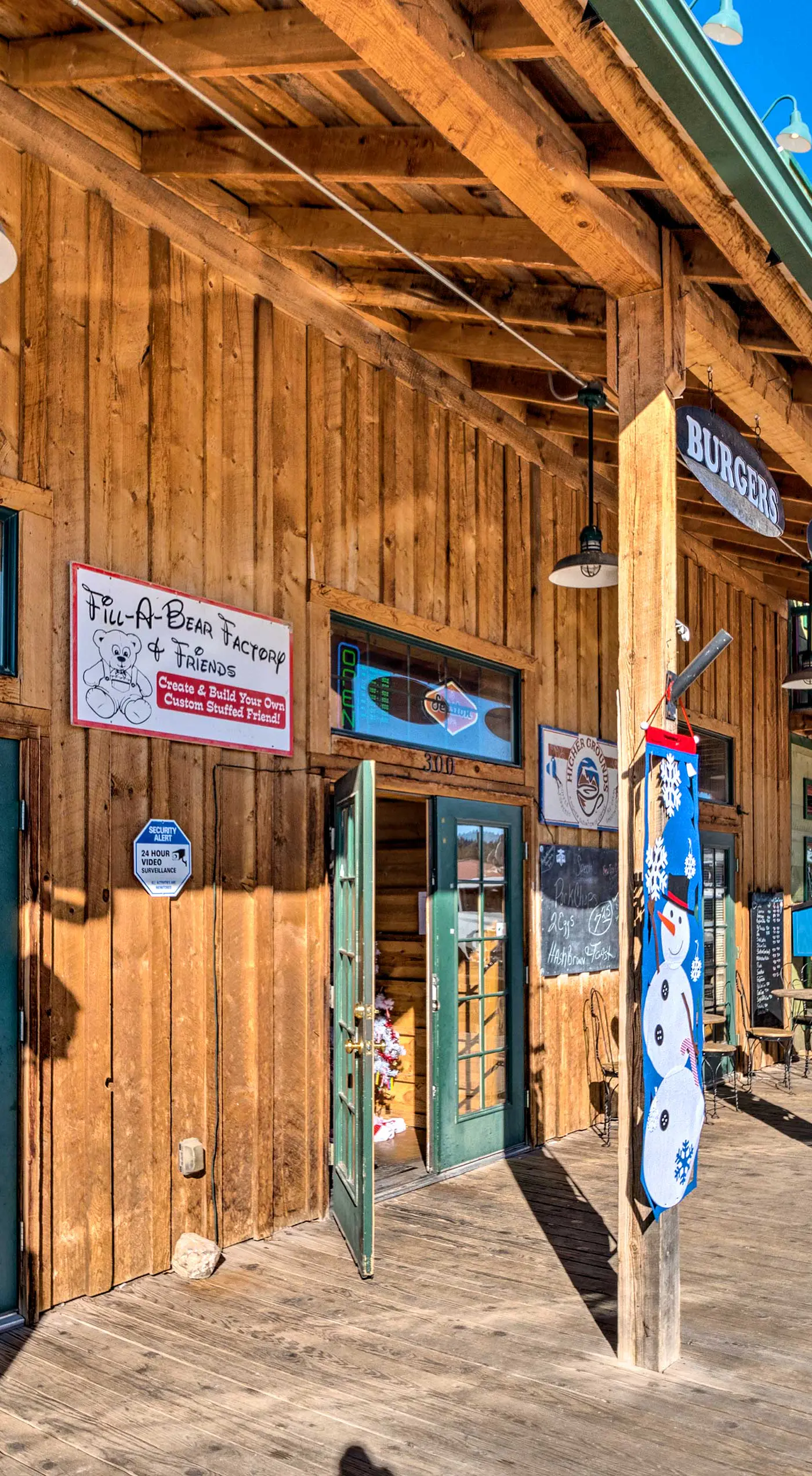 Pet-Friendly Cloudcroft Cabin: Walk to Shop, Food