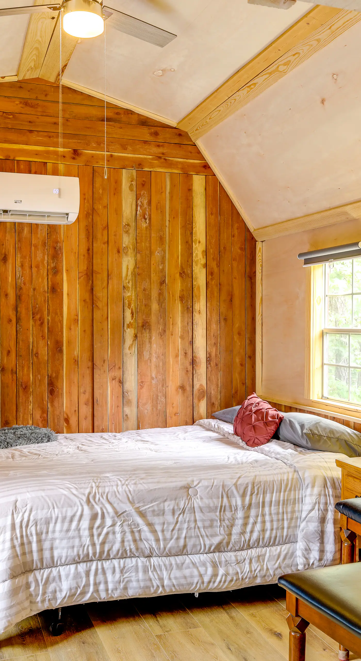 2 Mi to Greers Ferry Lake Boat Ramp! Cozy Studio
