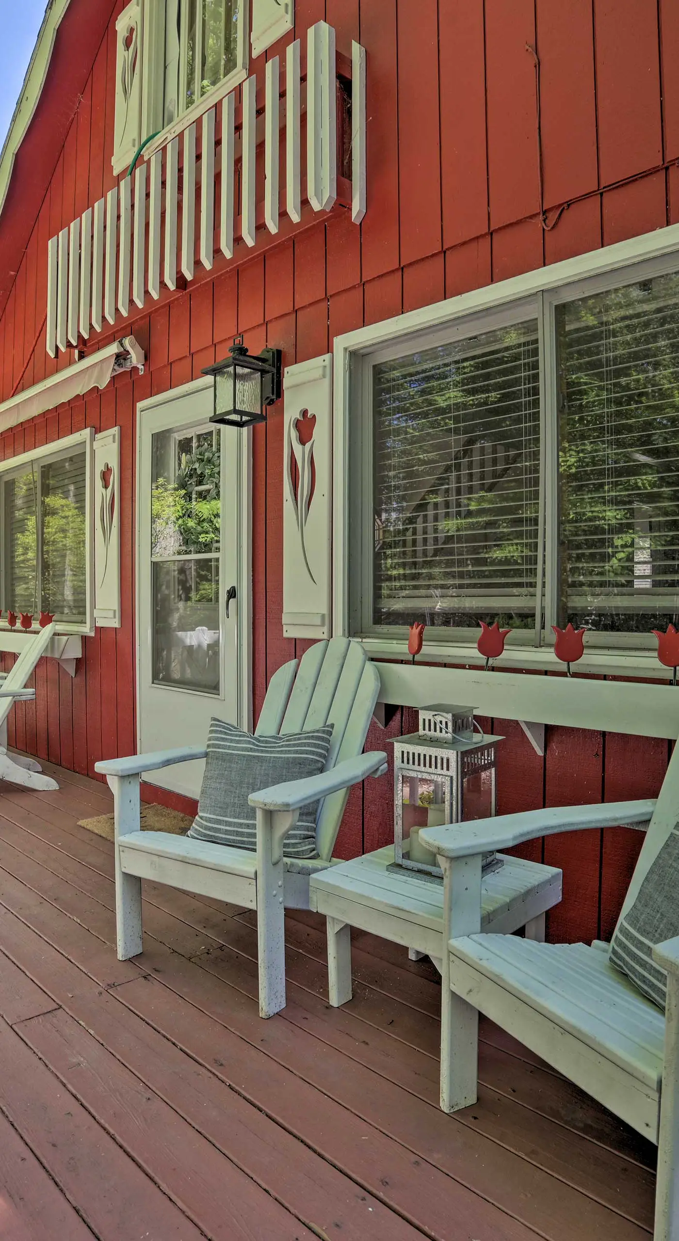 Lovely Roscommon Cabin < 3 Mi to Higgins Lake!