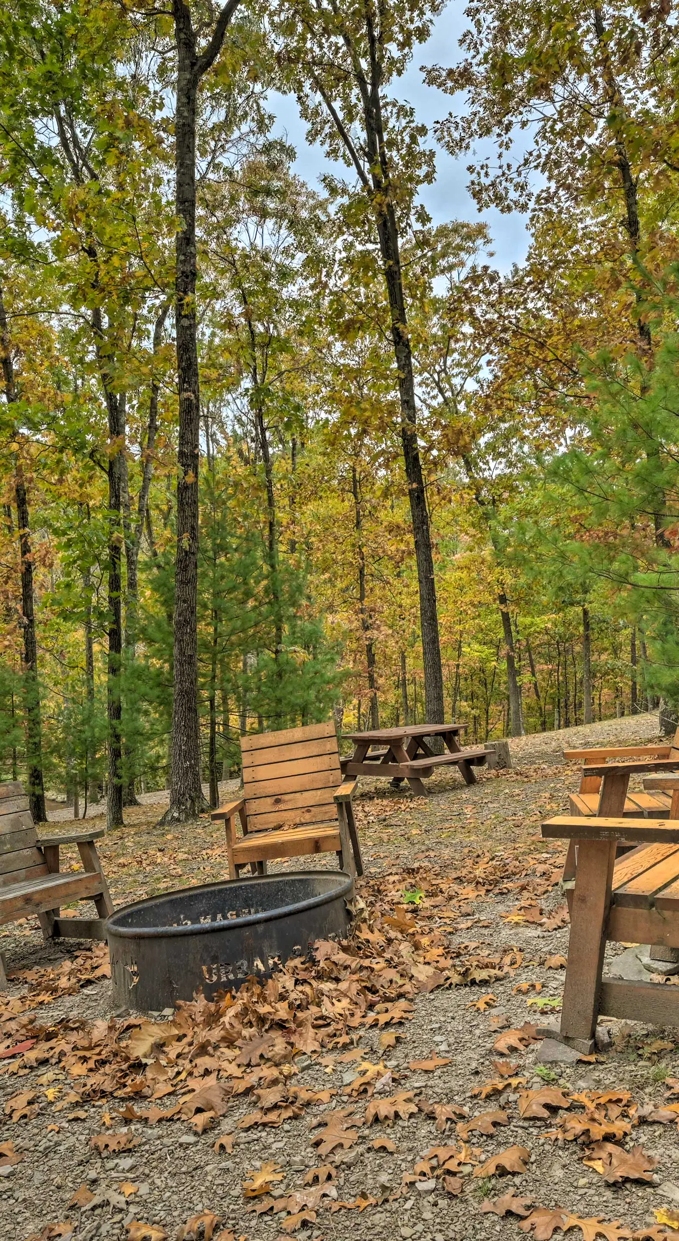 'Matt Dillon' Cabin ~ 1 Mile to Raystown Lake!