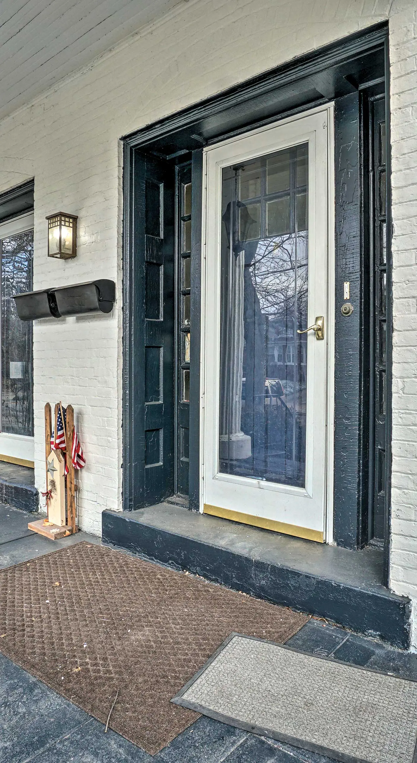 Historic Family Home 2 Mi to Lake Erie & Zoo!