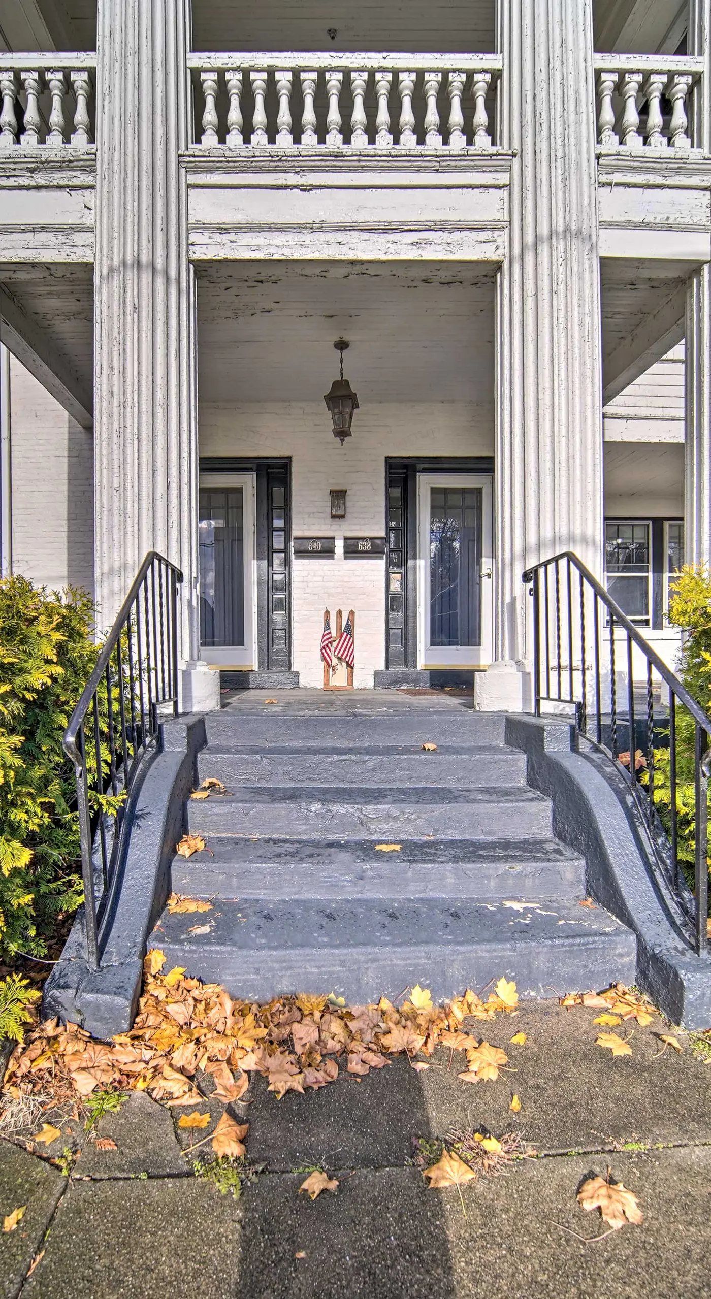 Historic Family Home 2 Mi to Lake Erie & Zoo!