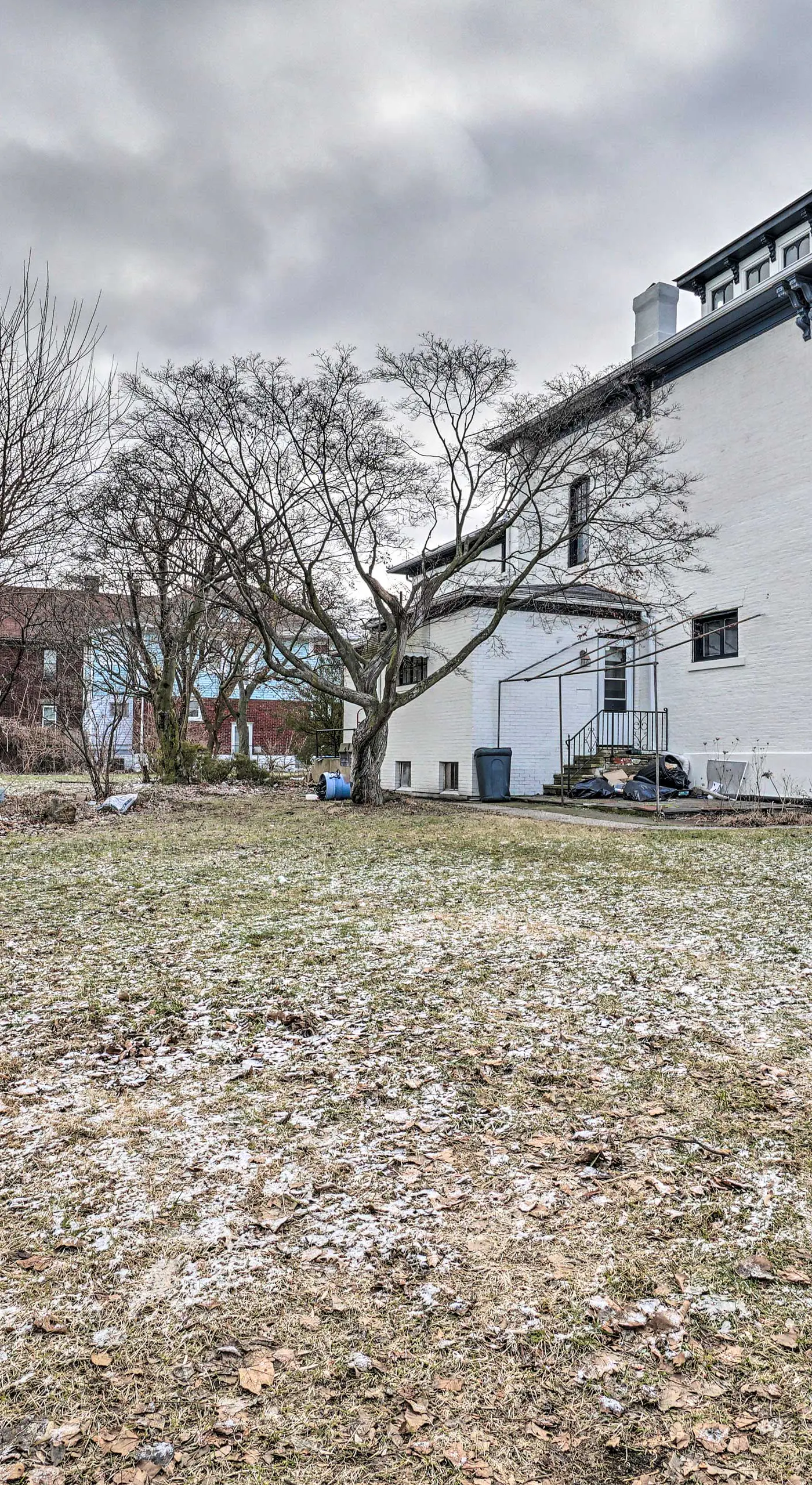 Historic Family Home 2 Mi to Lake Erie & Zoo!
