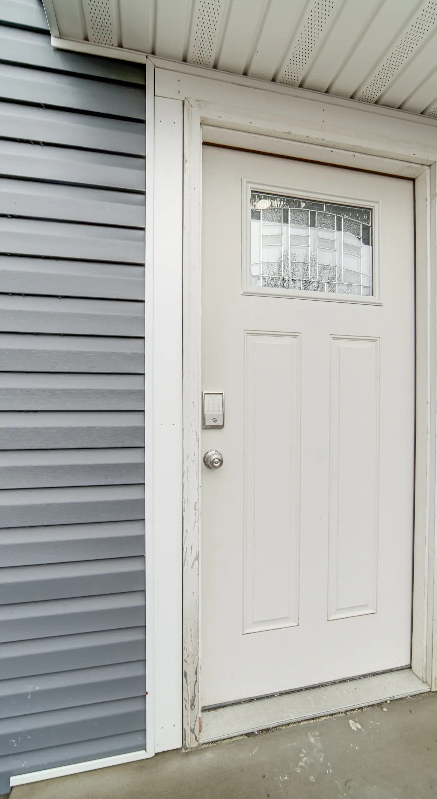 4 Mi to Lake: Golf-View Erie Condo w/ Porch