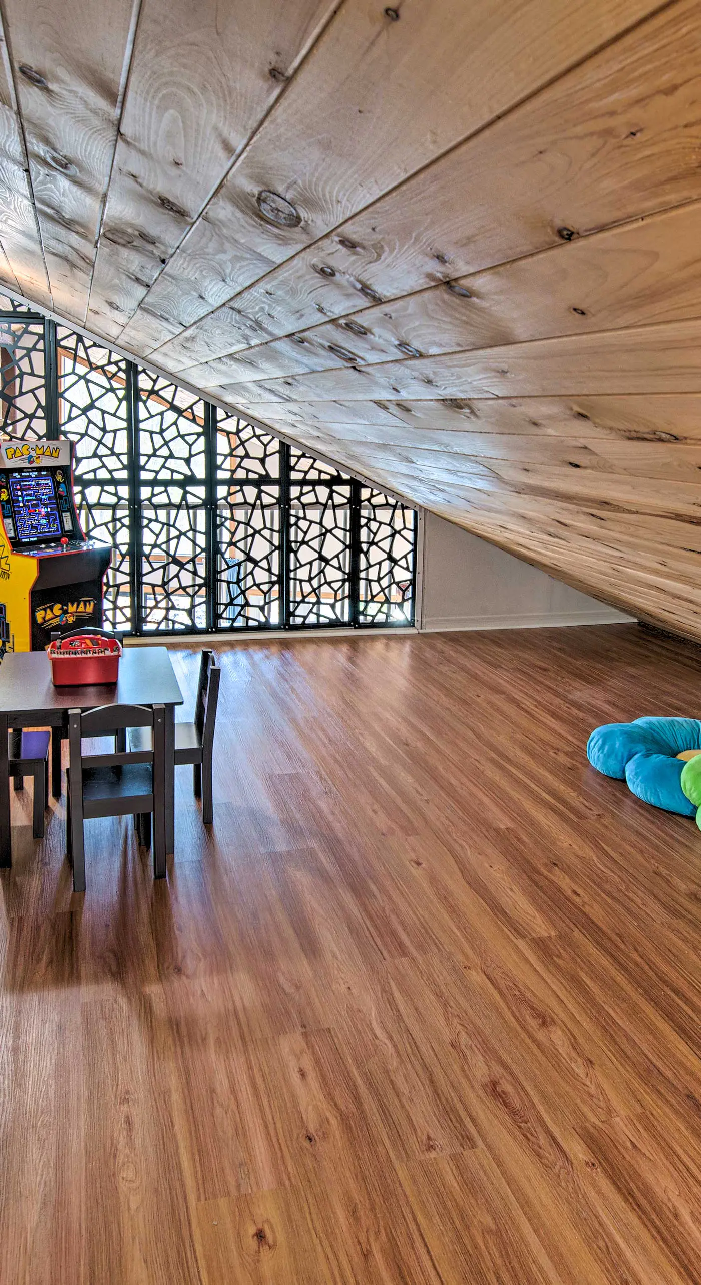 Pet-Friendly Gilford Home by Gunstock Ski Mountain