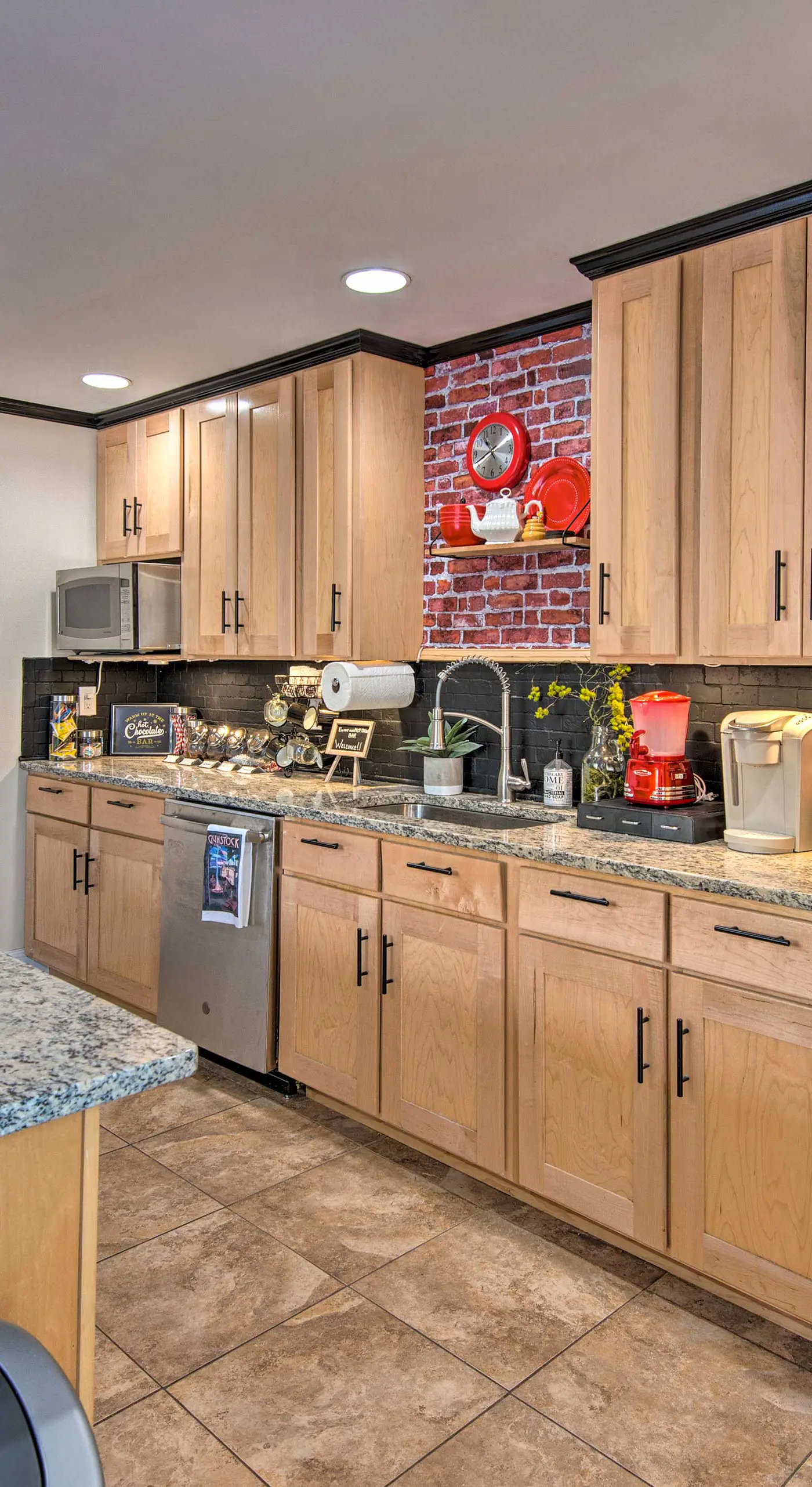 Pet-Friendly Gilford Home by Gunstock Ski Mountain