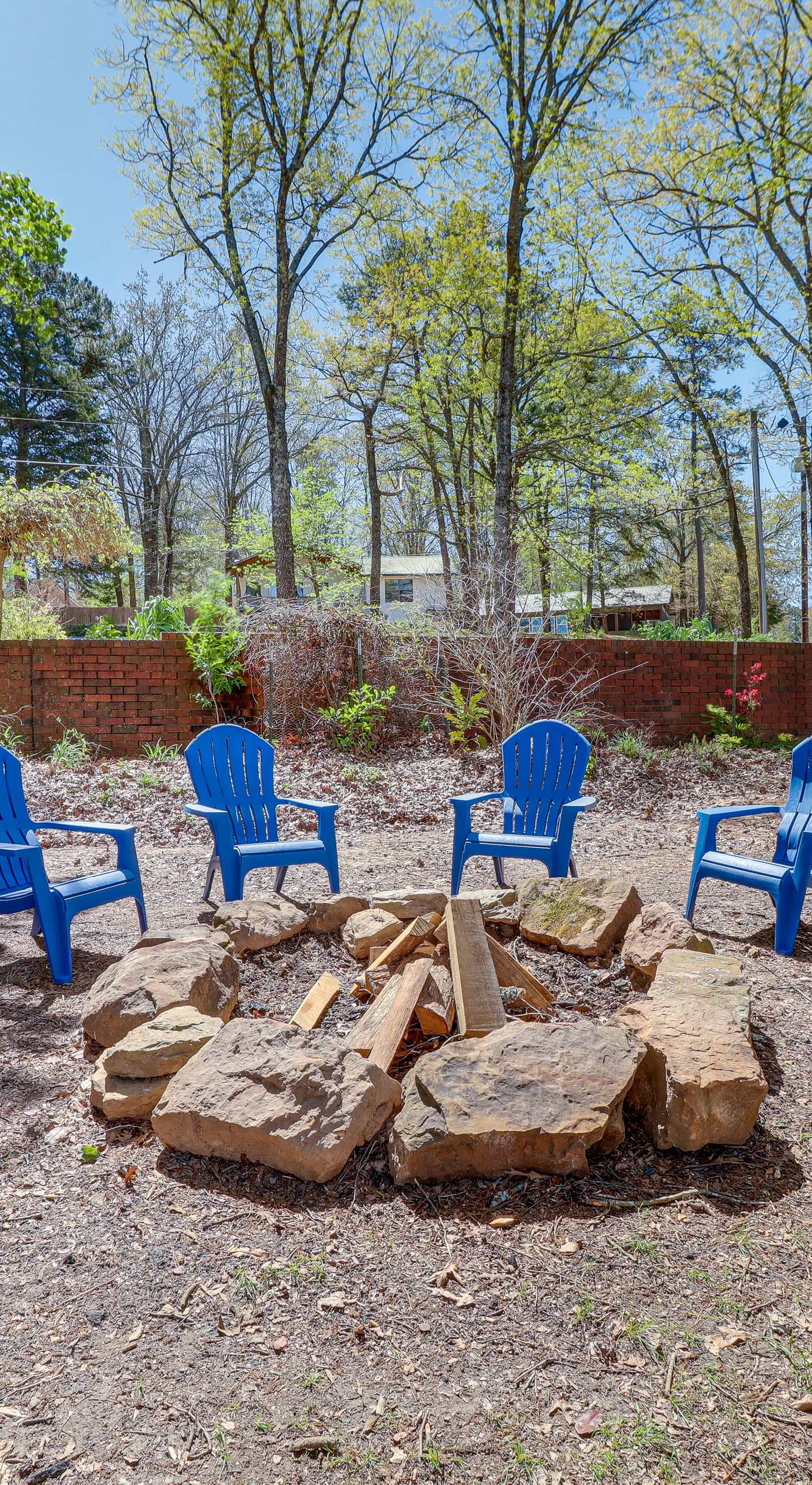 Tranquil Lakefront Greers Ferry Escape w/ Fire Pit