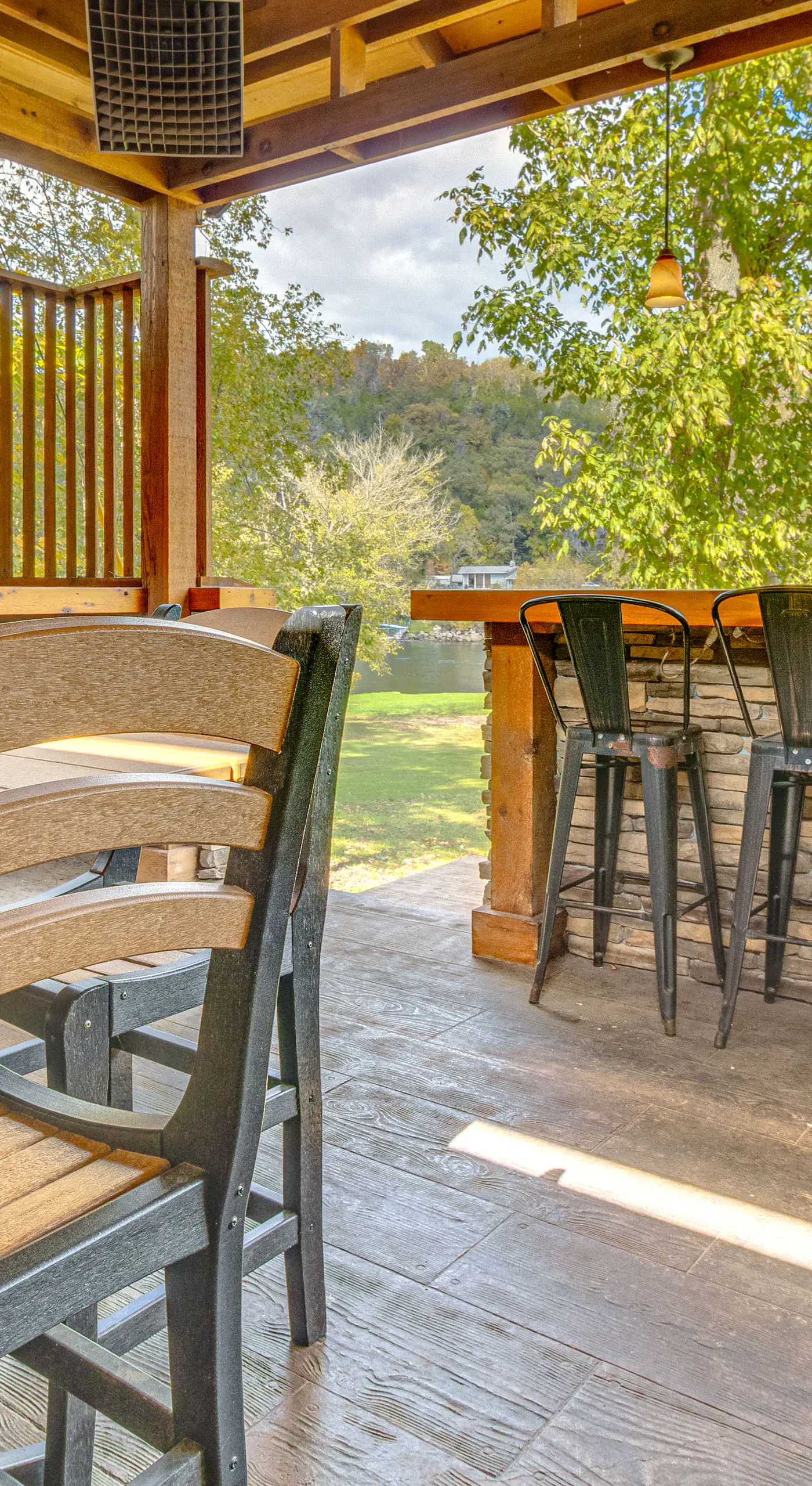 TroutFest: Anglers’ Retreat on White River w/ Deck
