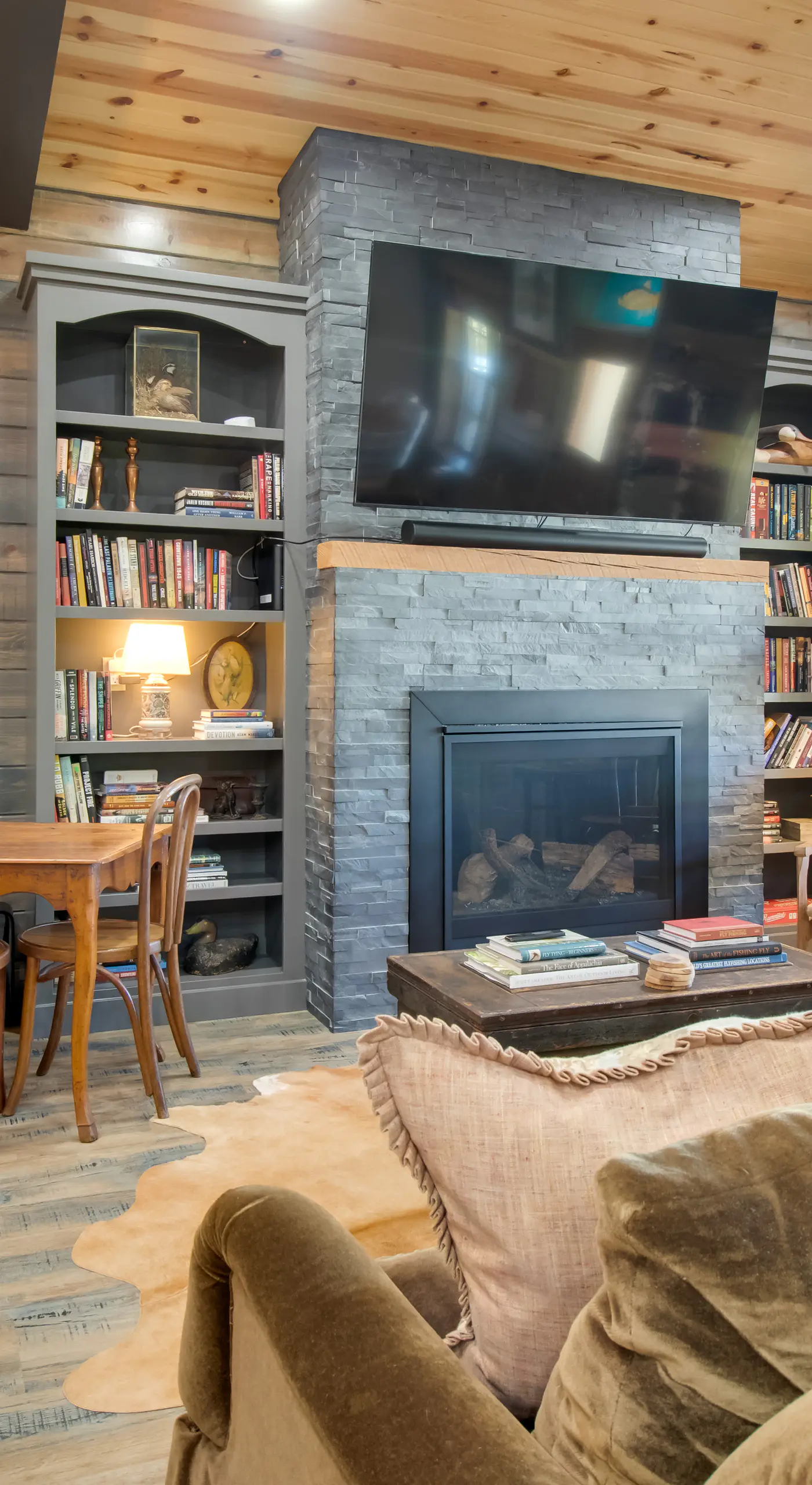 Fly Fishers’ Paradise: Getaway Near White River!