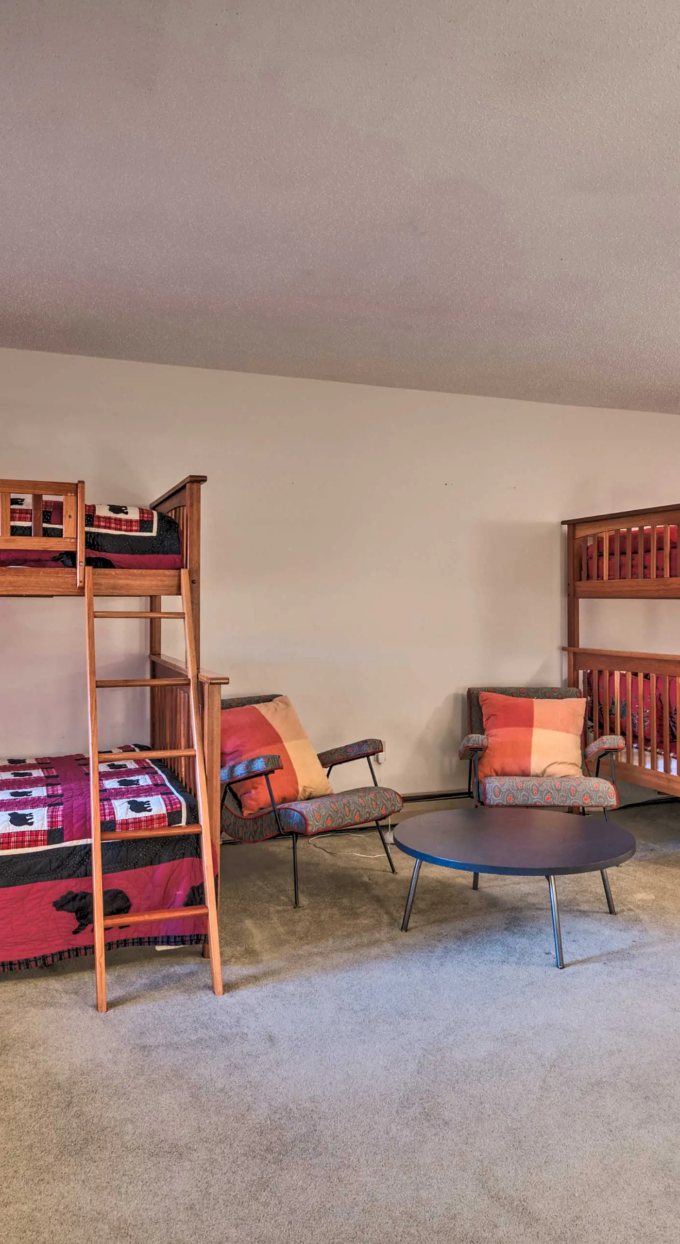 Updated Condo Next to Burke Mountain Bike Trails!