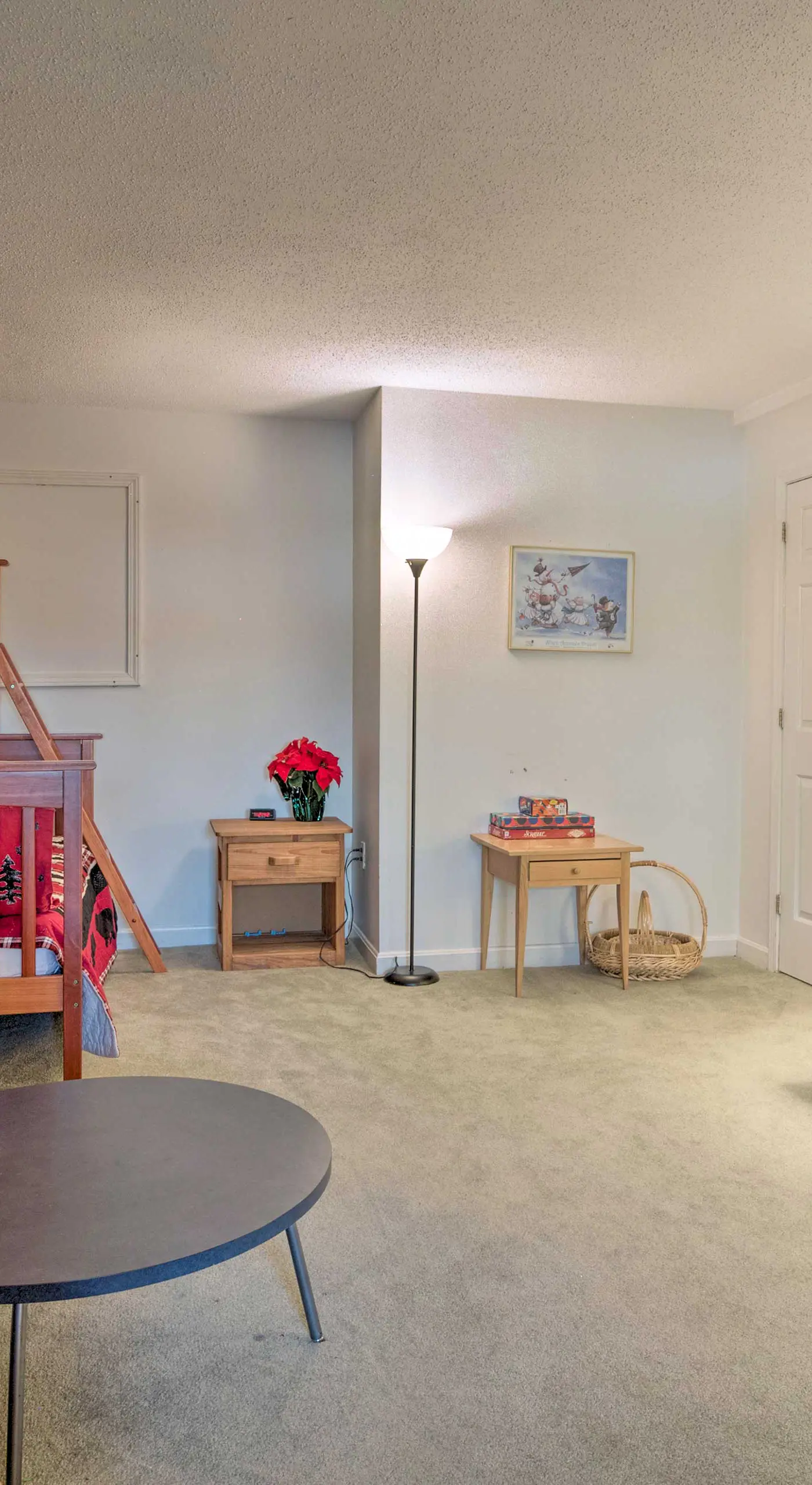 Updated Condo Next to Burke Mountain Bike Trails!