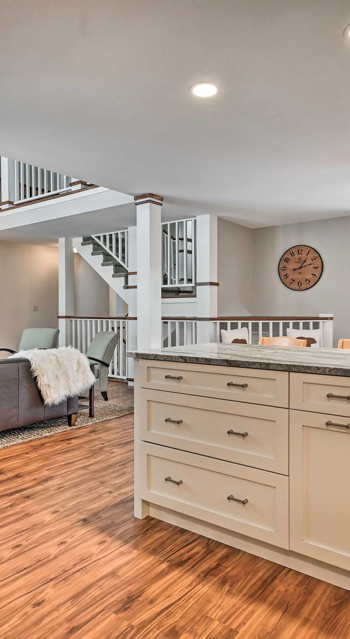 Updated Condo Next to Burke Mountain Bike Trails!