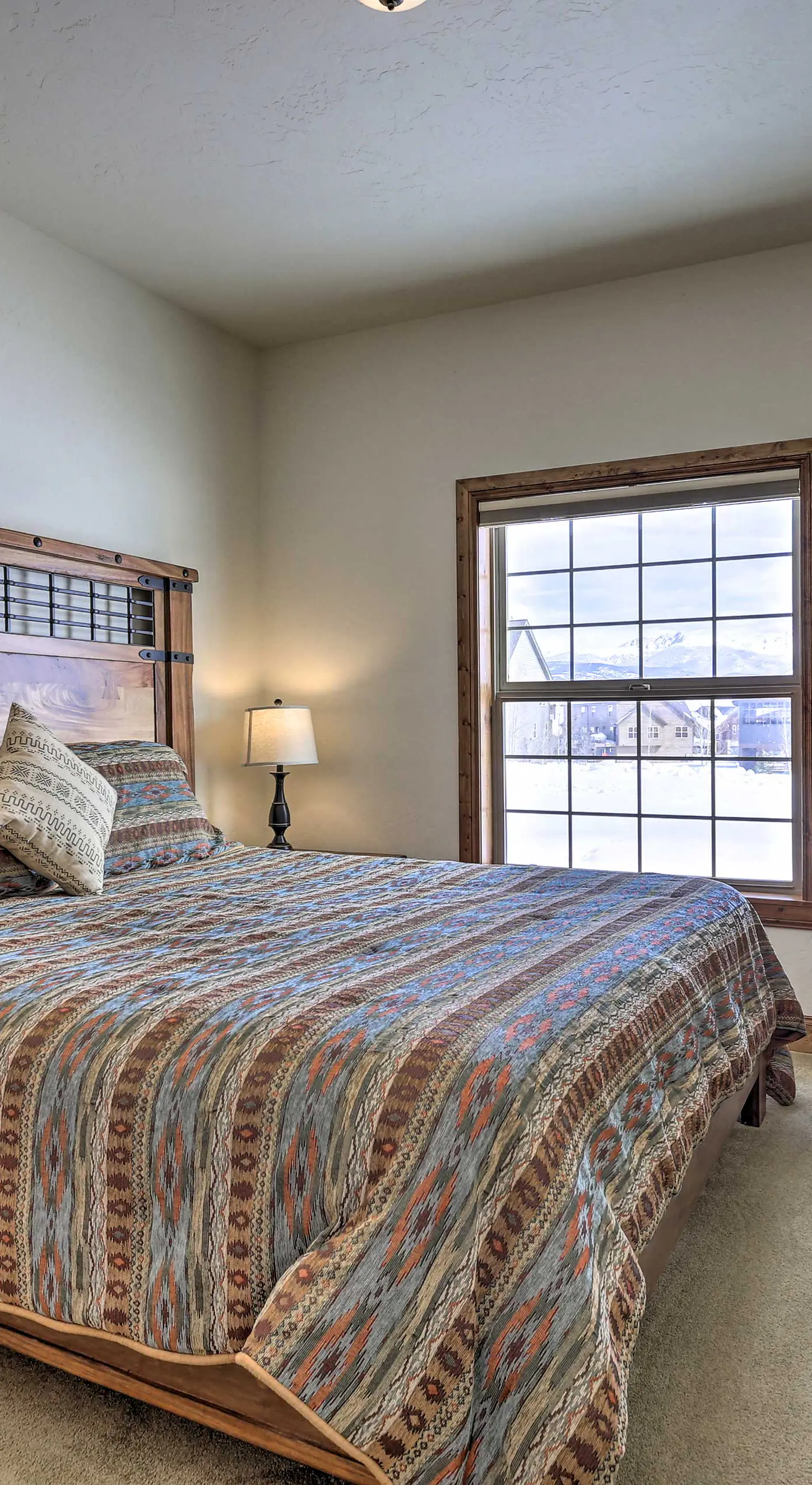 Luxe Rocky Mtn Retreat w/ Hot Tub - By Winter Park