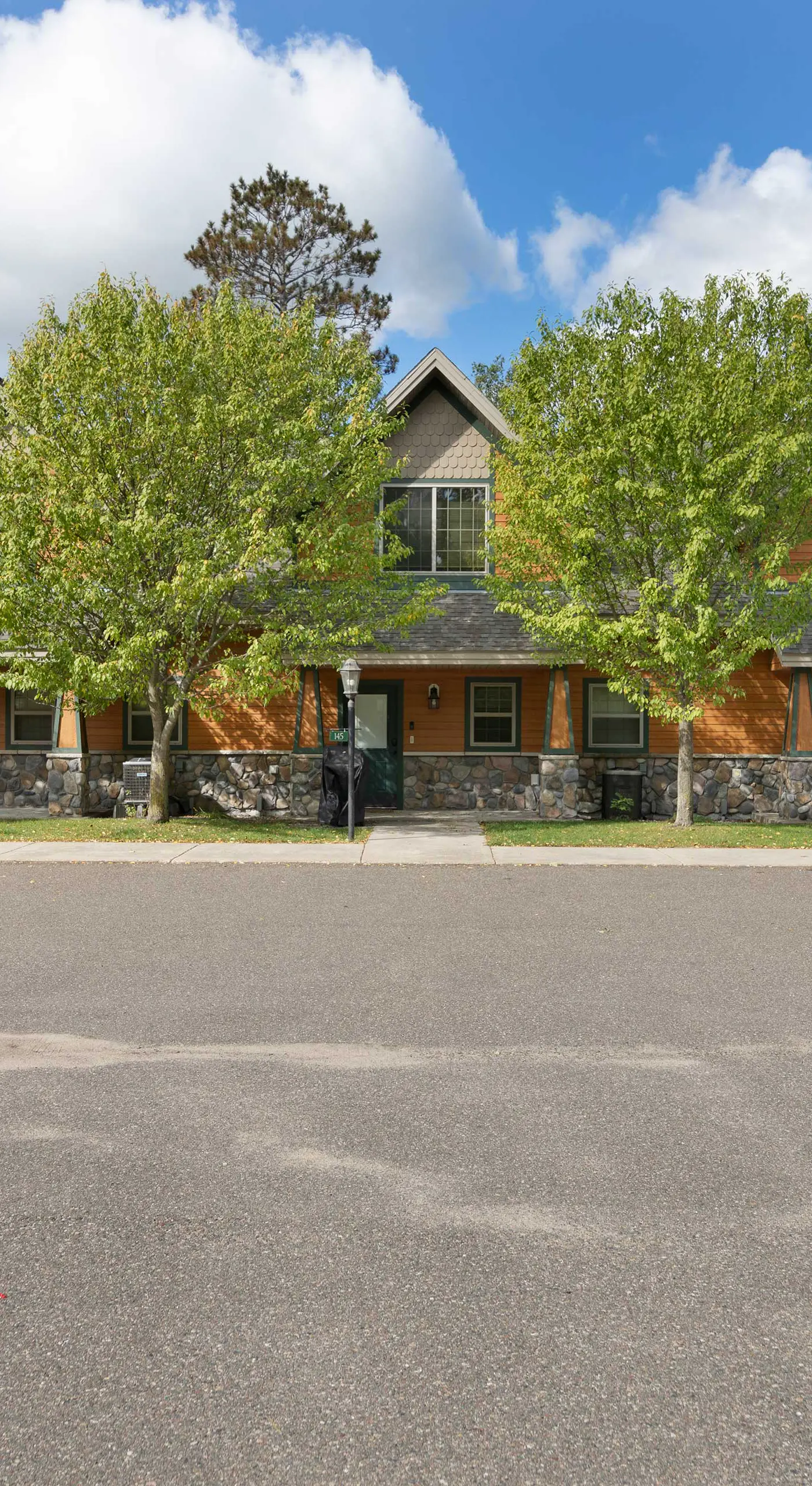 Gull Lake All-Season Getaway w/ Private Deck