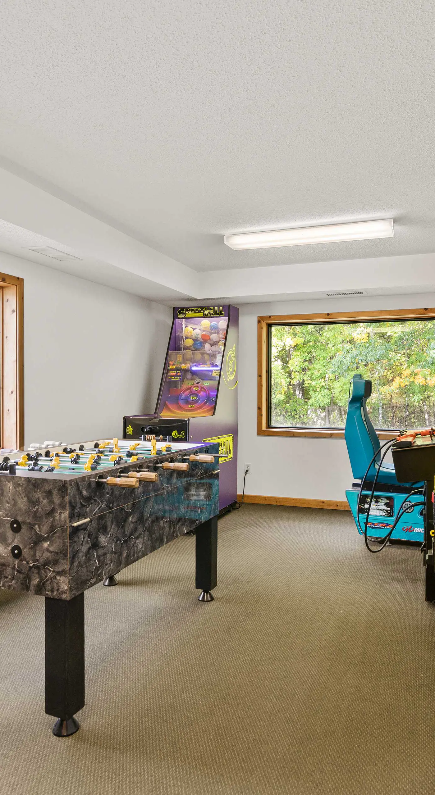 Gull Lake All-Season Getaway w/ Private Deck