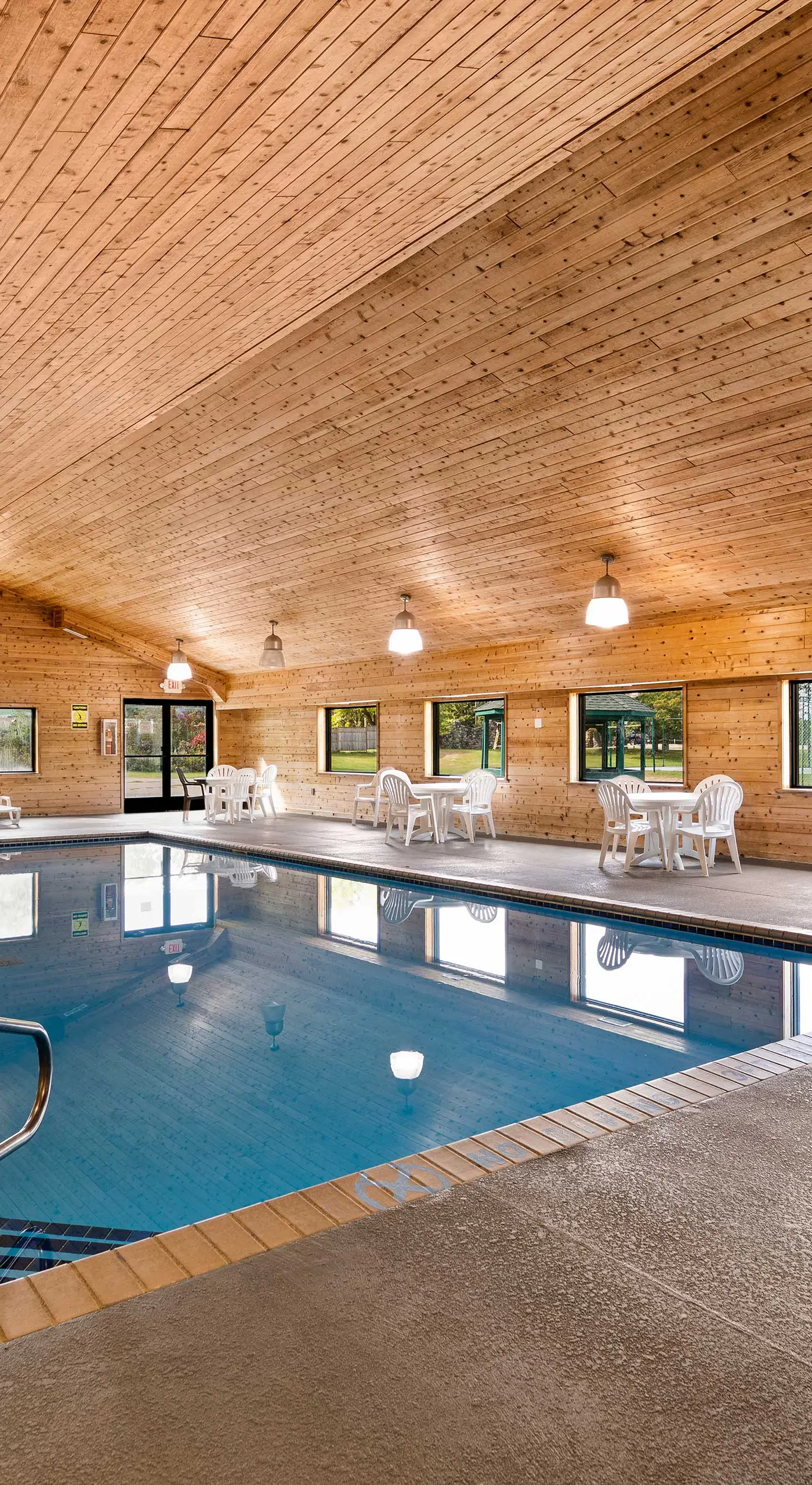 Gull Lake All-Season Getaway w/ Private Deck