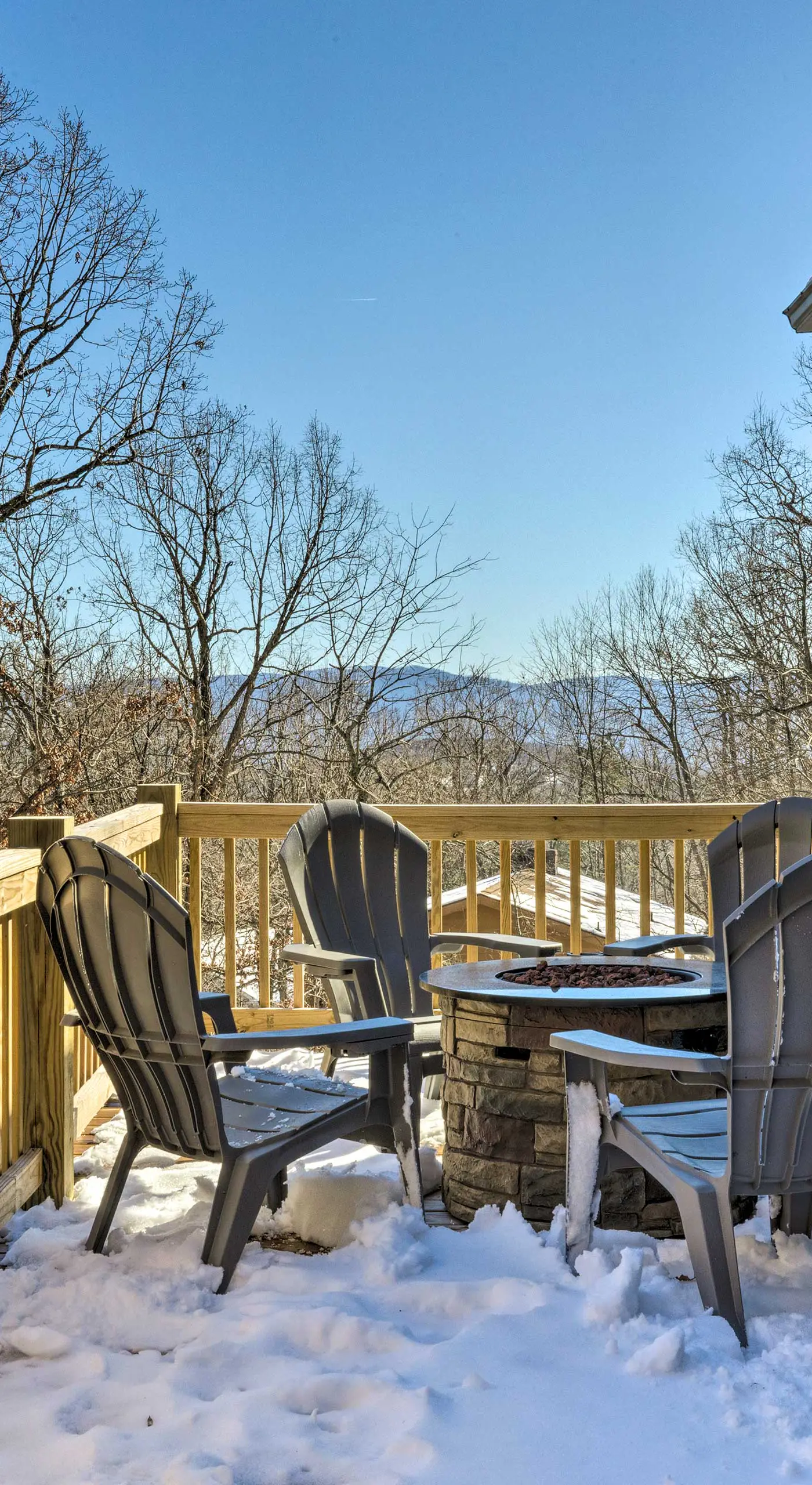 Massanutten Resort Home w/ Deck + Mountain Views!