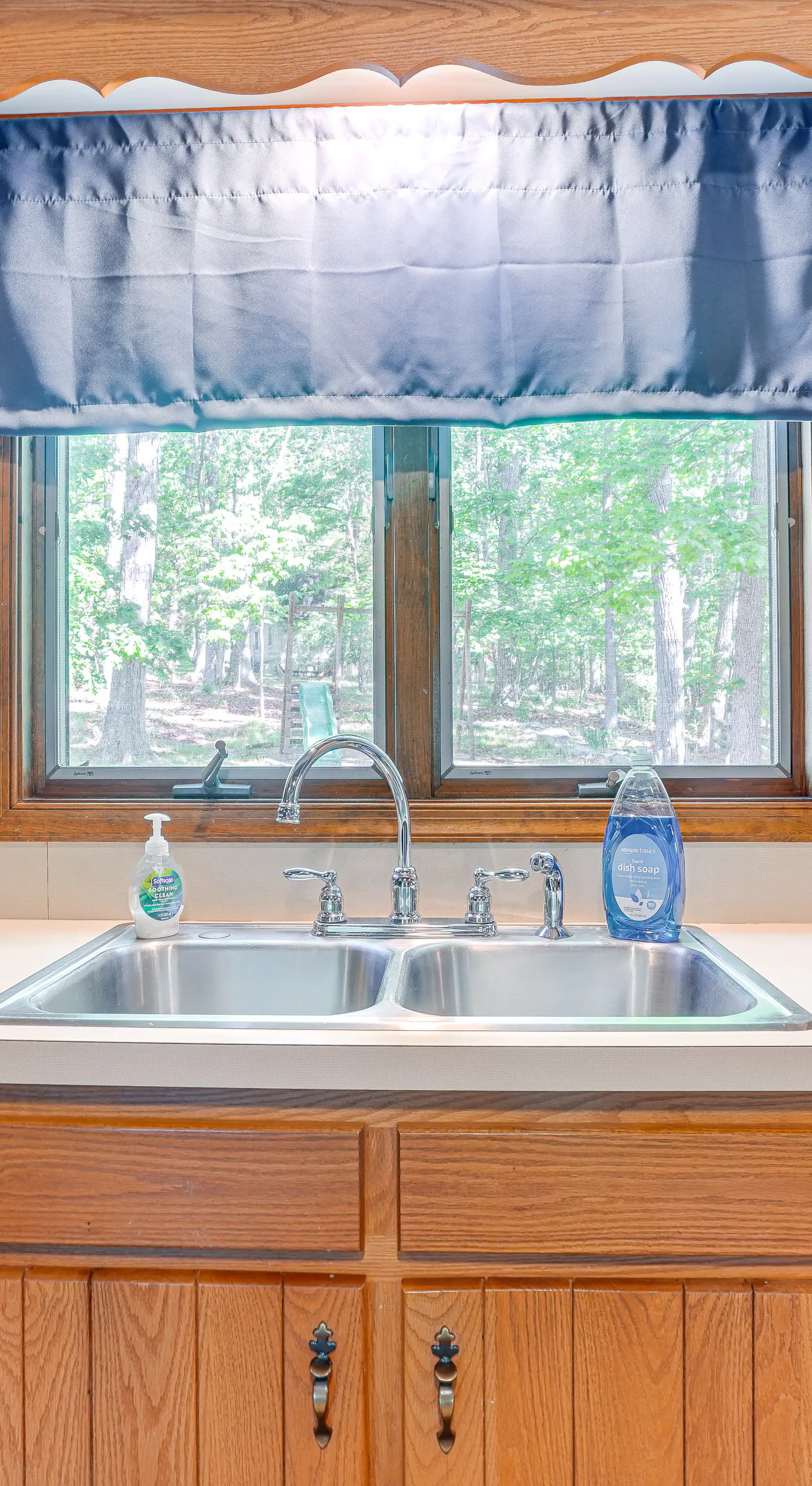 McGaheysville Home w/ Screened Porch & Gas Grill!