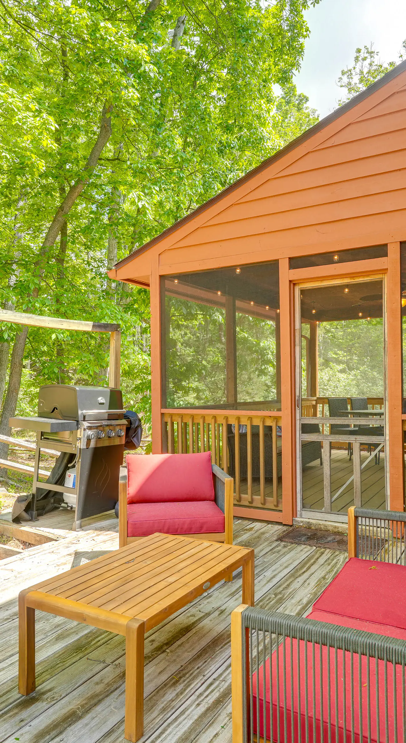 McGaheysville Home w/ Screened Porch & Gas Grill!