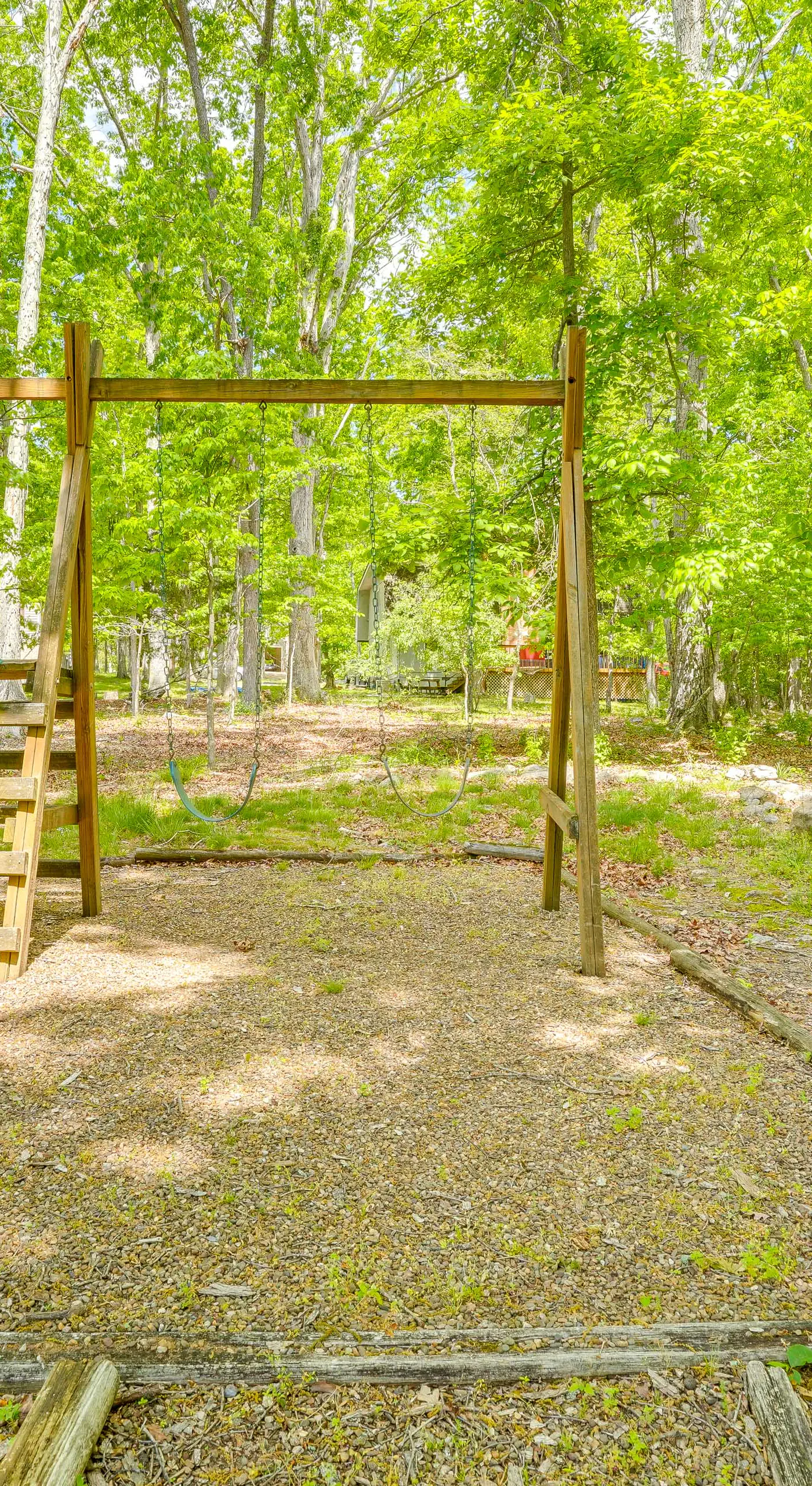 McGaheysville Home w/ Screened Porch & Gas Grill!