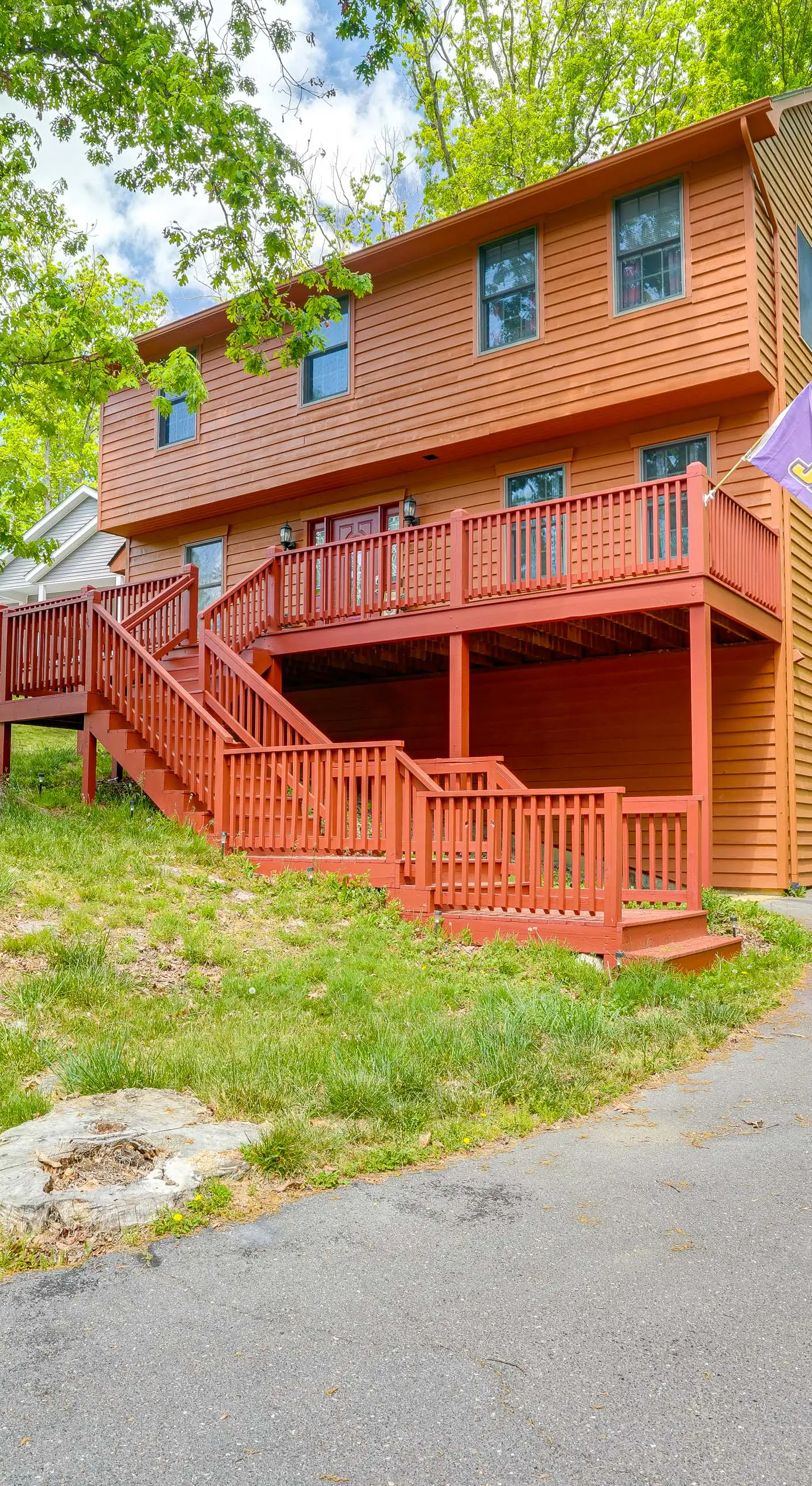 McGaheysville Home w/ Screened Porch & Gas Grill!