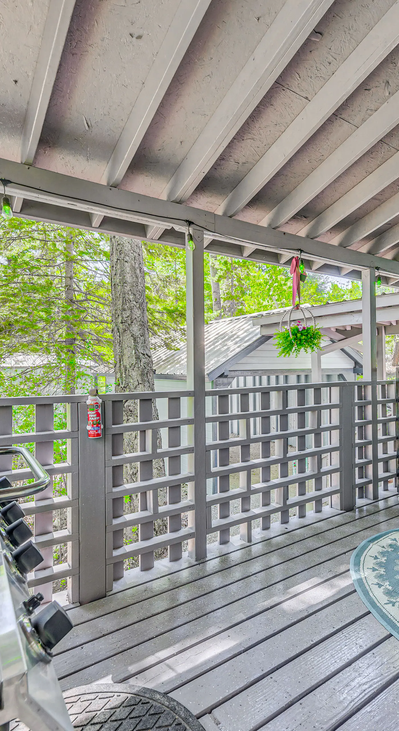 Quaint Cloudcroft Cabin w/ Stunning Forest Views!
