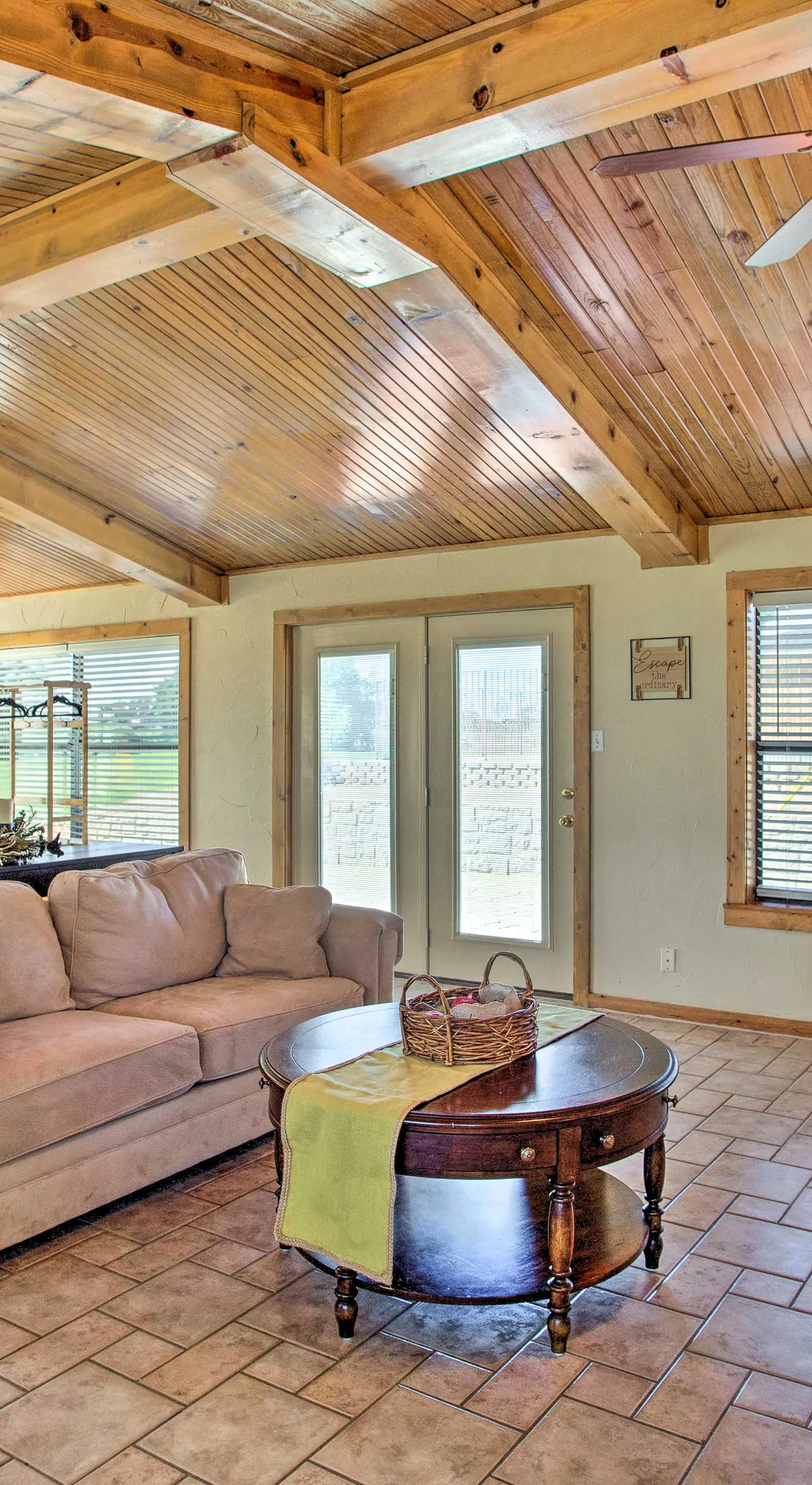 Pet-Friendly Efficiency Cottage w/ Pool!