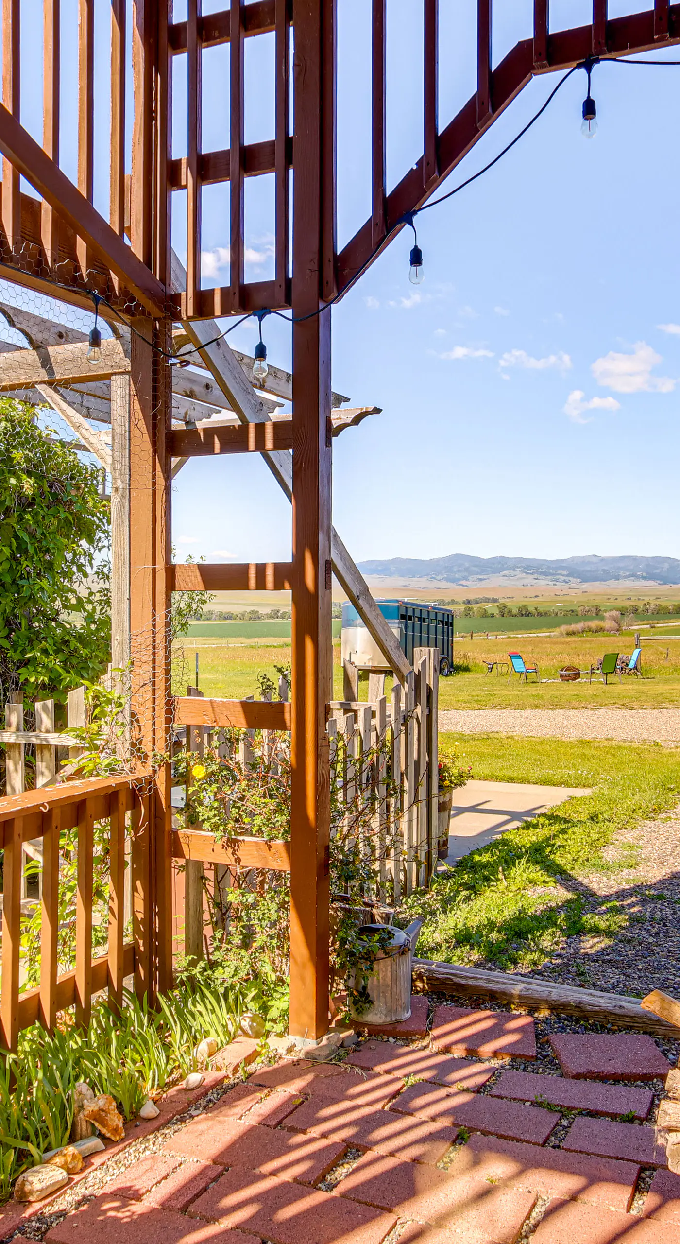 Charming Livingston Vacation Rental w/ Views!