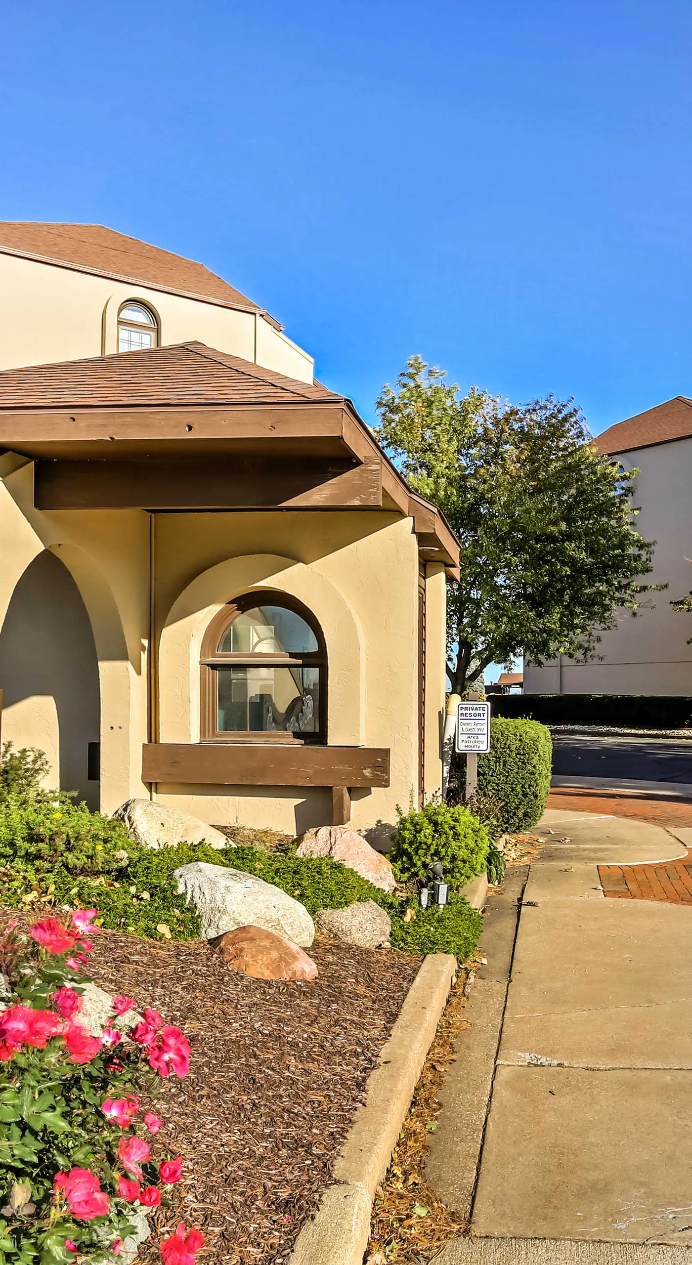 Waterfront Port Clinton Condo w/ Pool Access!