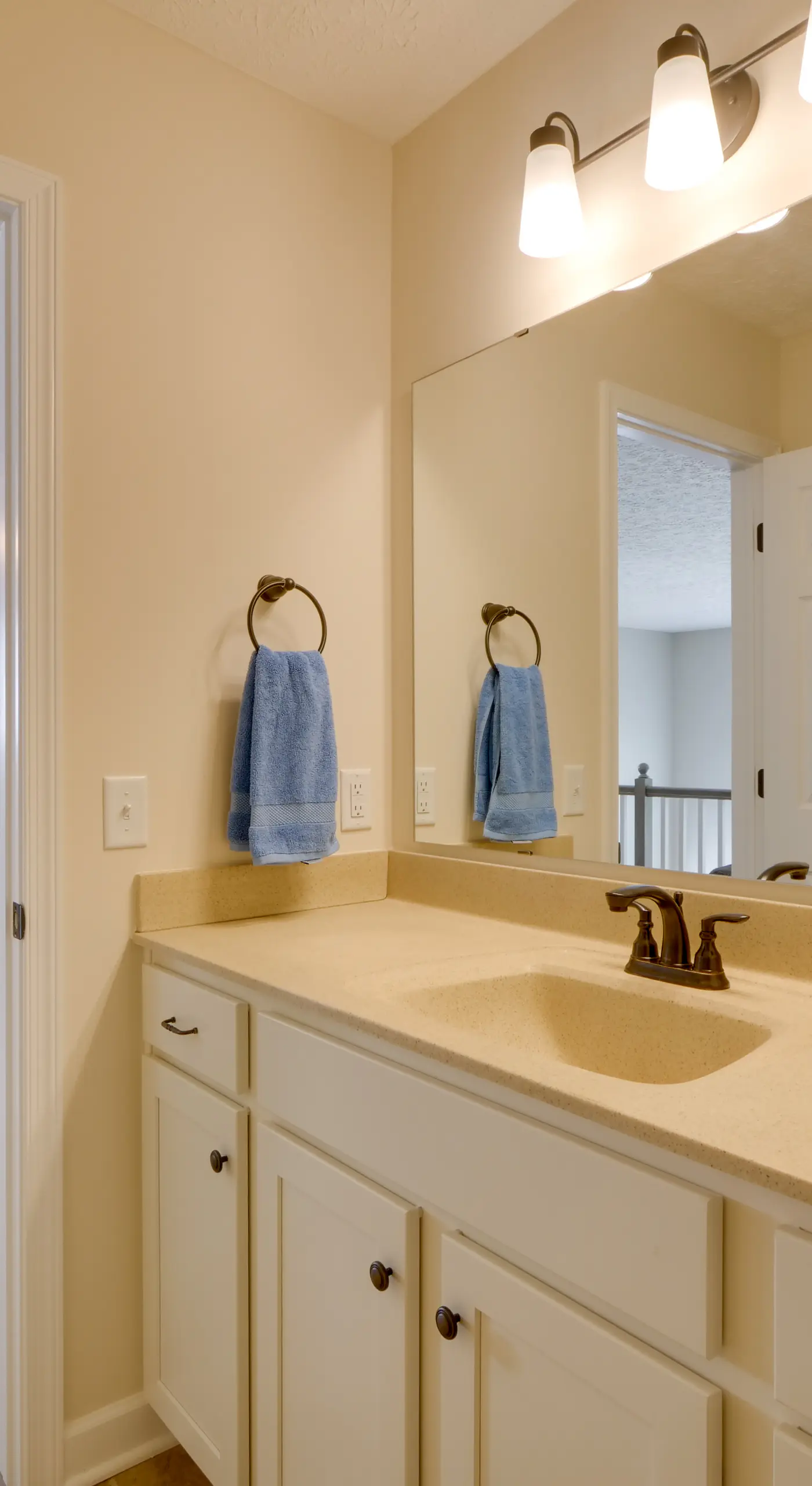 Hot Tub, Lake Access, & Dock: Port Clinton Retreat