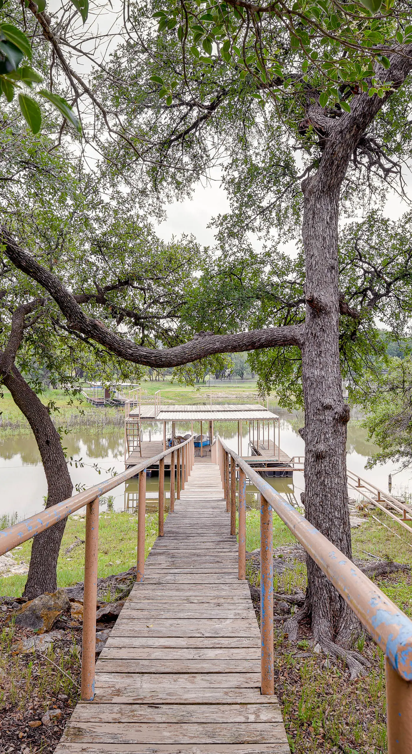 Lake Brownwood Home w/ Private Boat Dock!