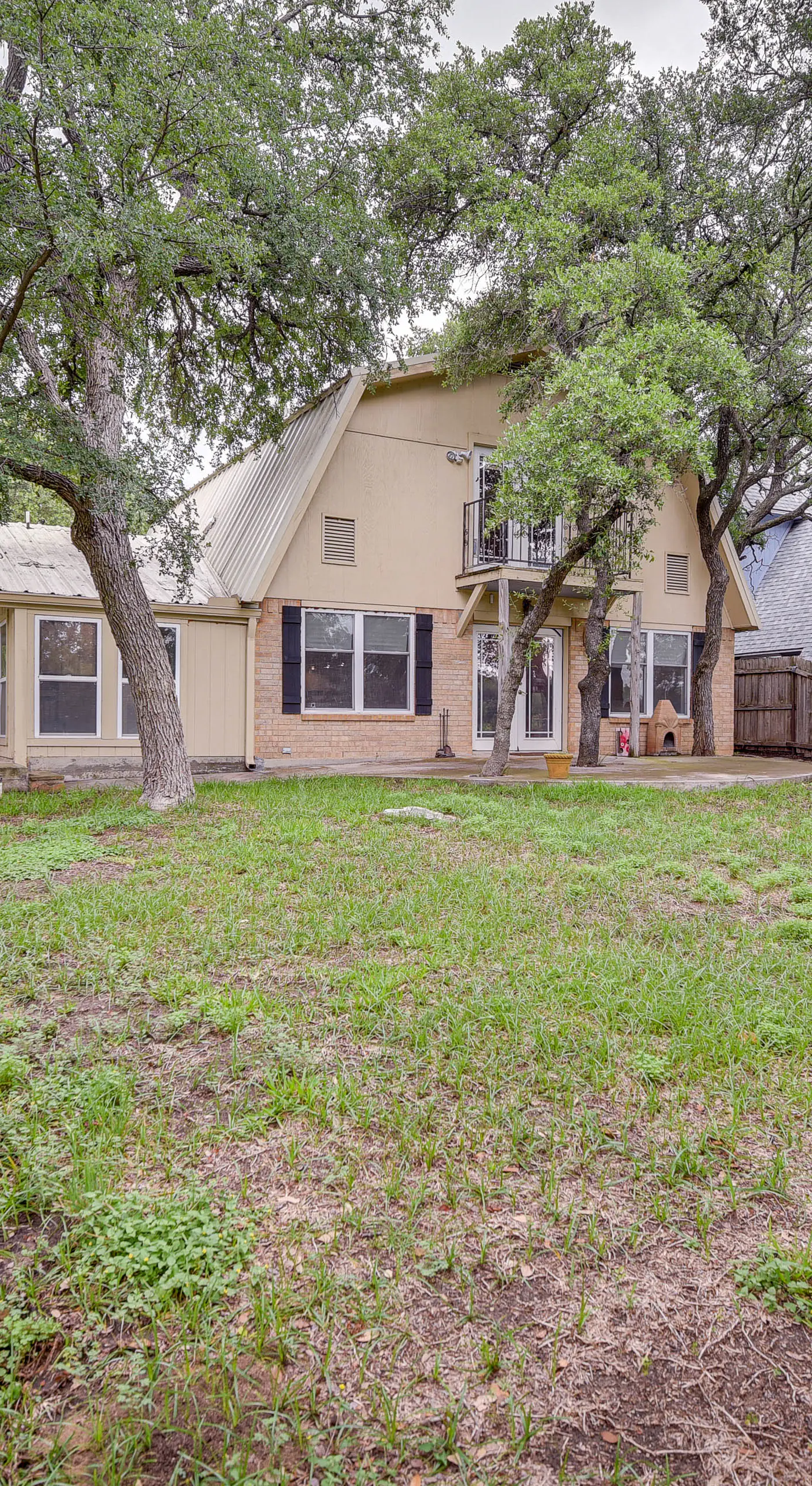 Lake Brownwood Home w/ Private Boat Dock!