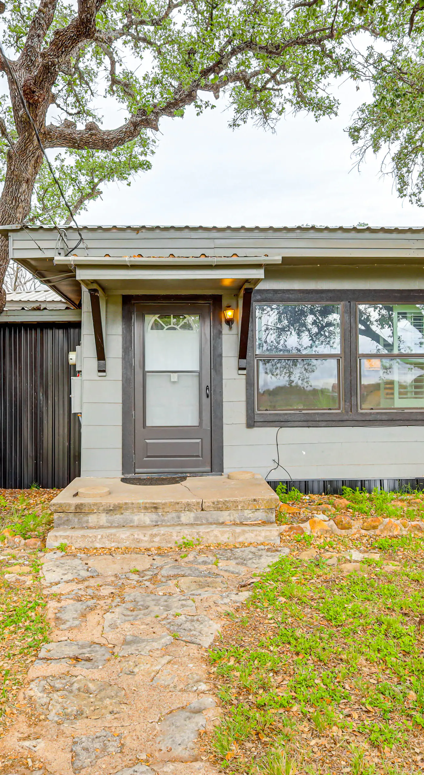 Deck, Hot Tub & Lake View: Brownwood Home!