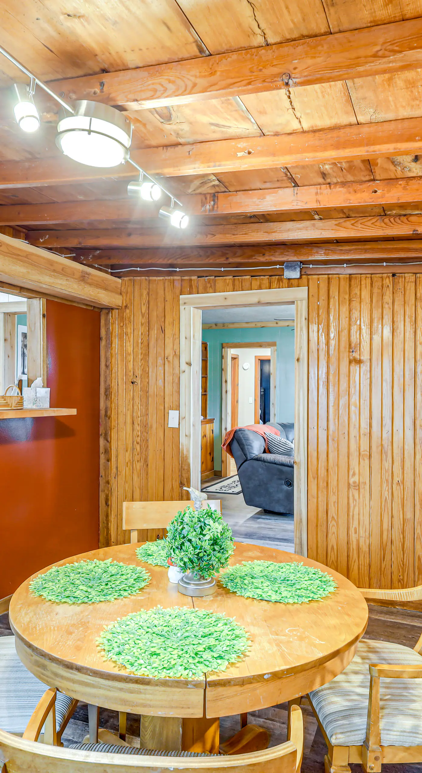Deck, Hot Tub & Lake View: Brownwood Home!