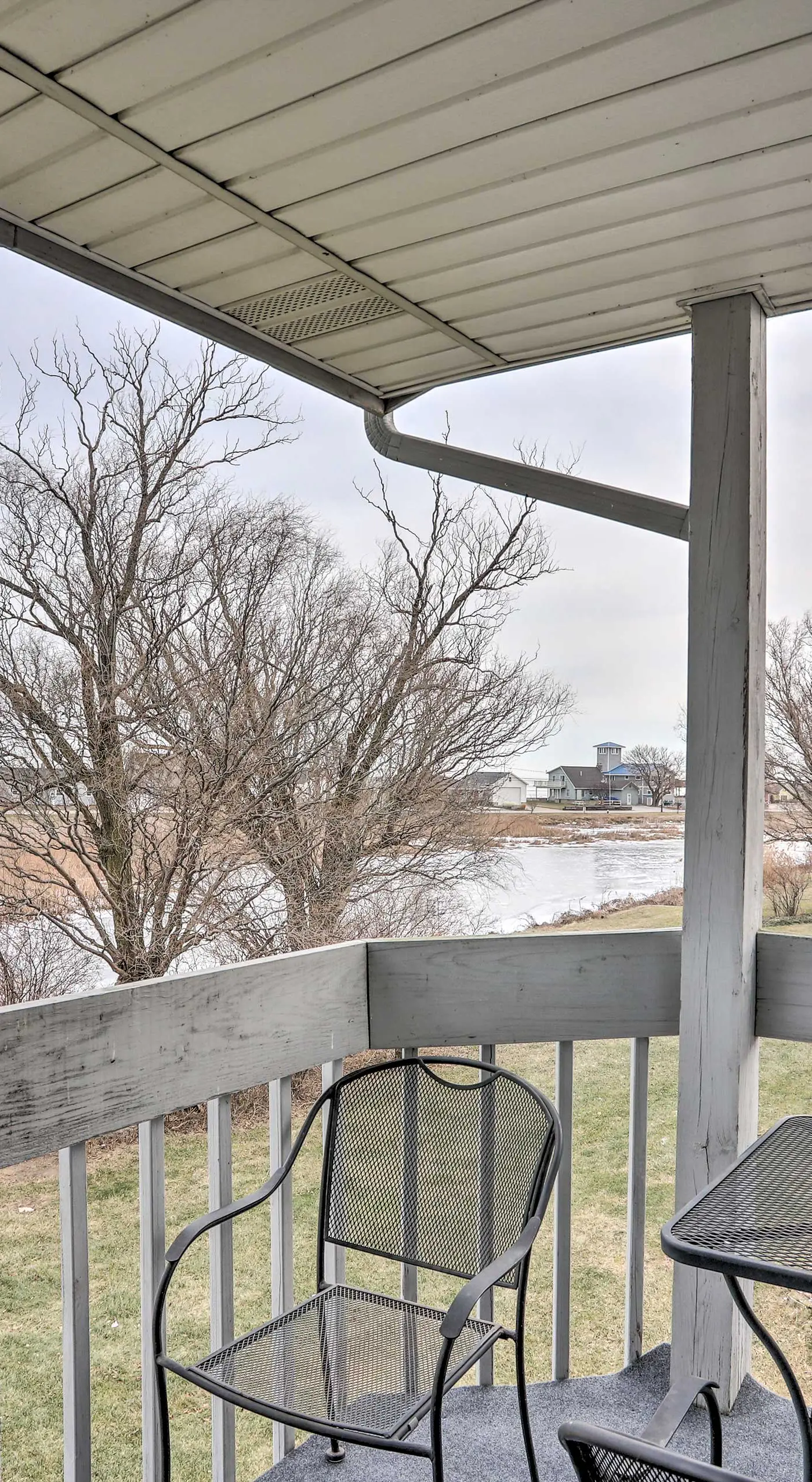 Condo w/ Balcony, Dock & Access to Lake Erie